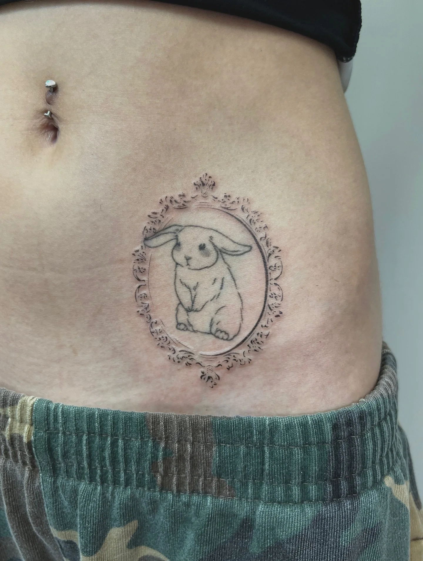 Custom ornamental frame ⭐️
(Bunny was not done by me)
This was a very fun &amp; yappy session lol

#ornamentaltattoo #ornamenttattoo #vintagetattoo #frametattoo #mississaugatattoos #oakvilletattoos