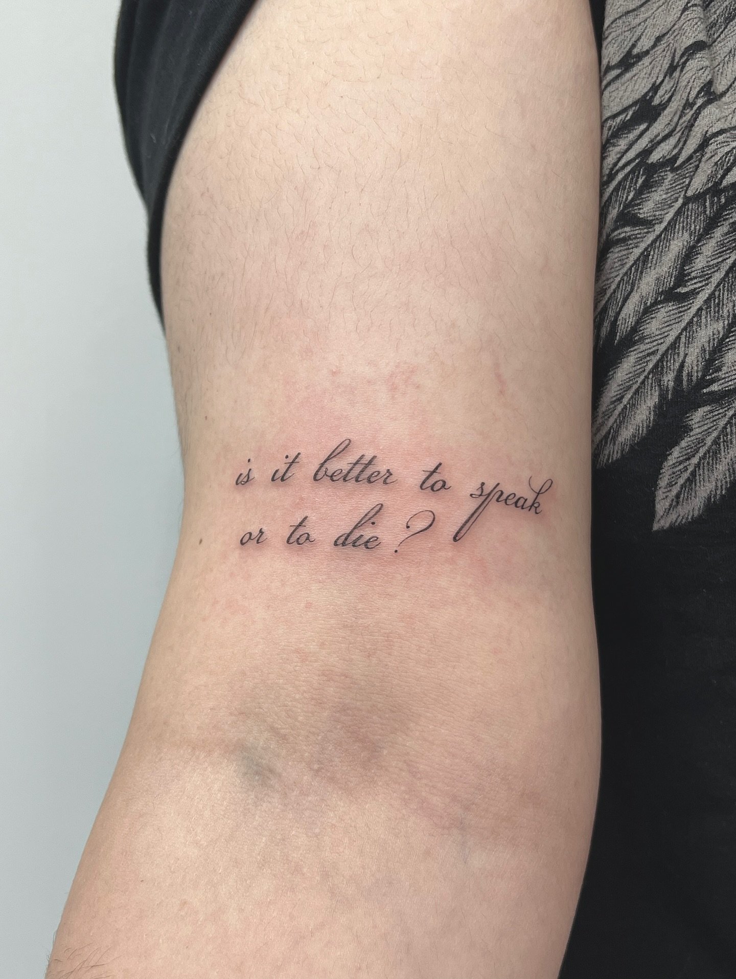 Customized script from 'Call me by your name'

#scripttattoo #calligraphytattoo #finelinetattoo #mississaugatattoos #oakvilletattoos