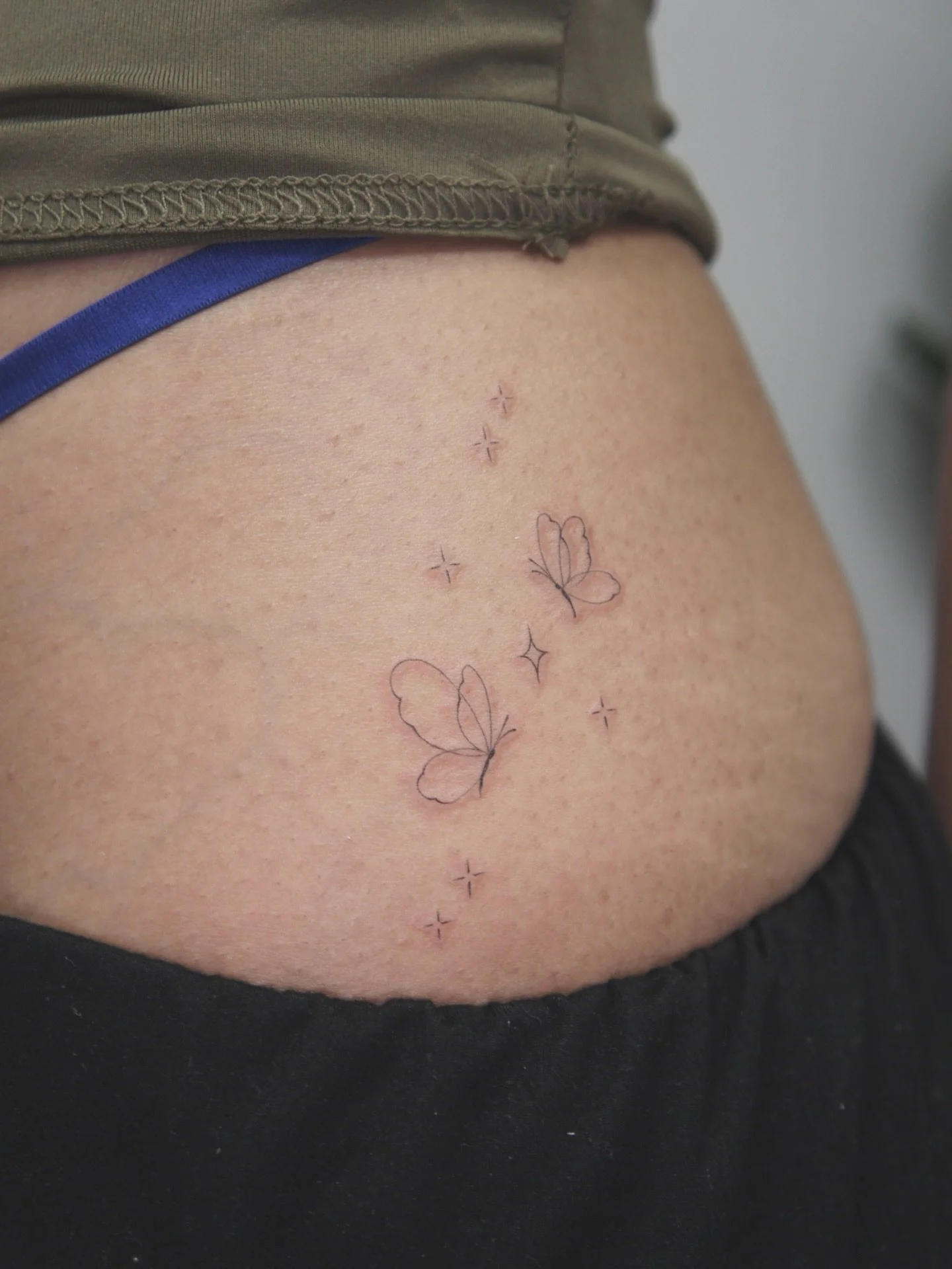 A couple little ones from yesterday!

#smalltattoos #finelinetattoos #mississaugatattoos