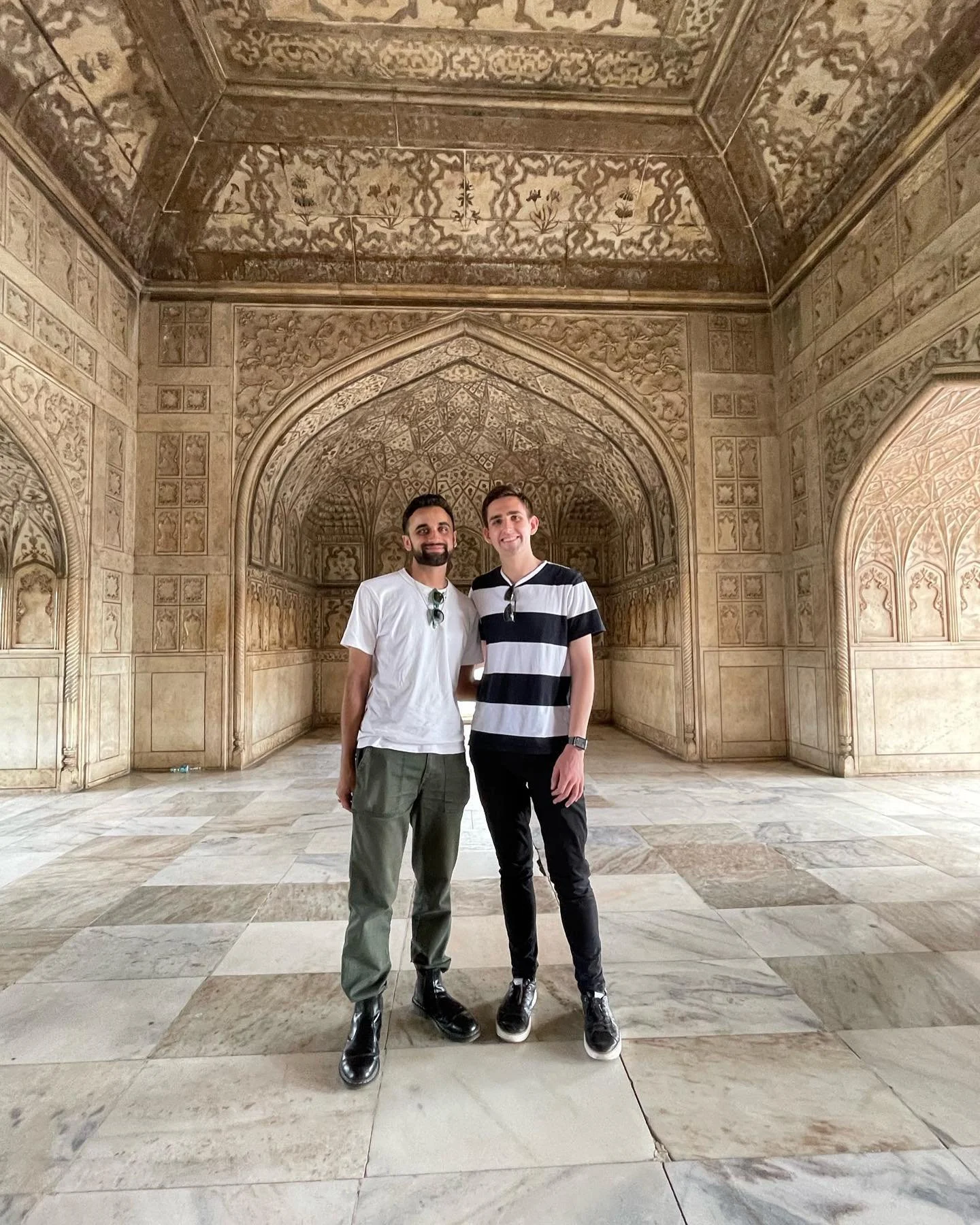 During Month 4 of my grant, my best friend from NYC, @JonLinks, visited me! 🌏 

We started our adventure in my home base of Hyderabad, traveled to Delhi to celebrate our beloved @Milan.Meena&rsquo;s 24th birthday, road-tripped to Agra, and spent a w