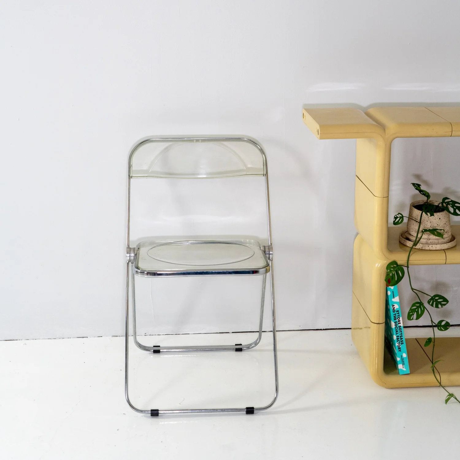 plia_chair_product-shot-1.jpg? 
