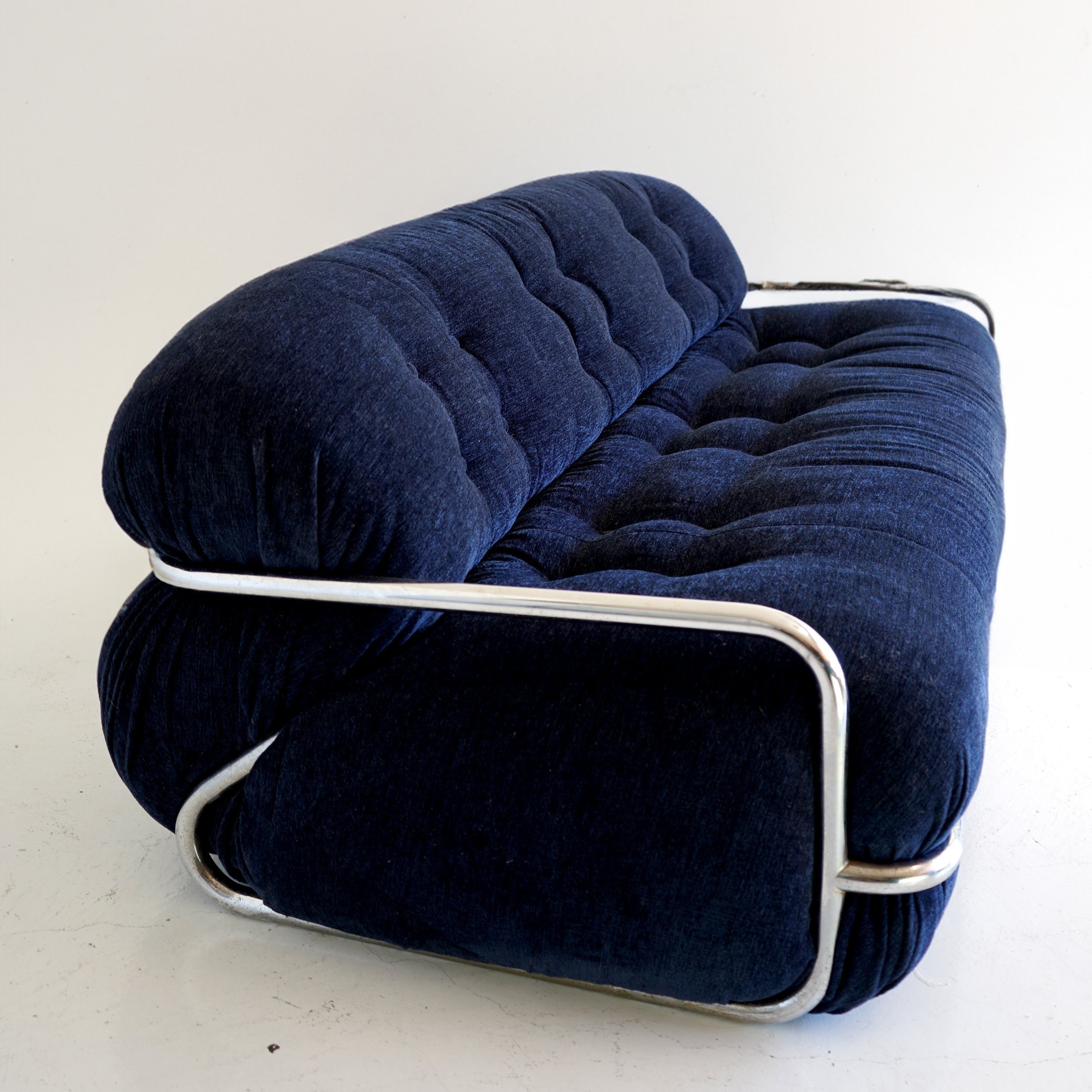 blue+fabric%2Bchrome+sofa_mario+sabot_3-seater_product_front%2Bside.jpg