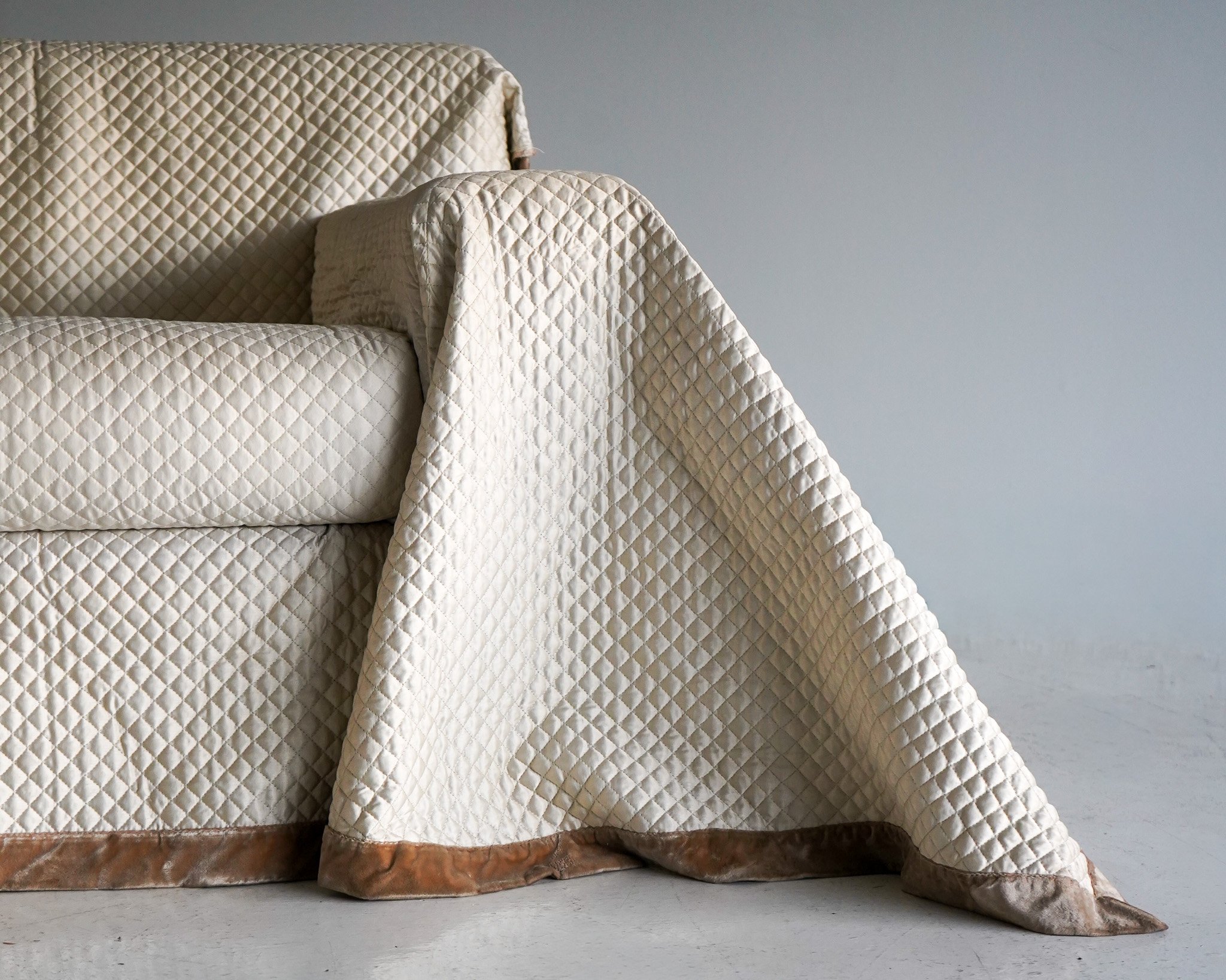 Titus Cosmos_Gli Abiti Chair_Champagne_BB Italia2.jpg