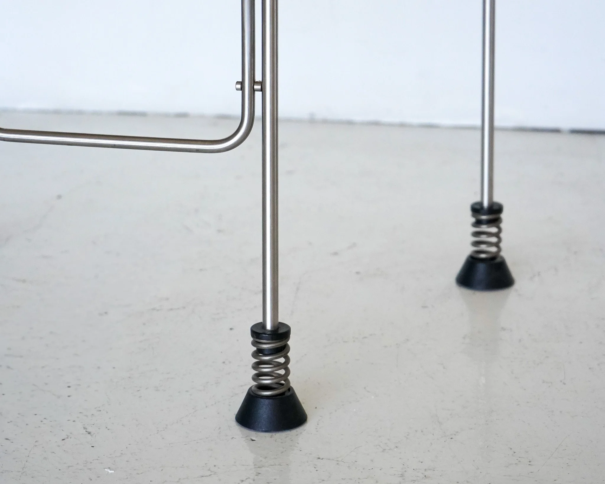 Titus Cosmos_Gaetano Pesce_Broadway_Red_Feet.jpg