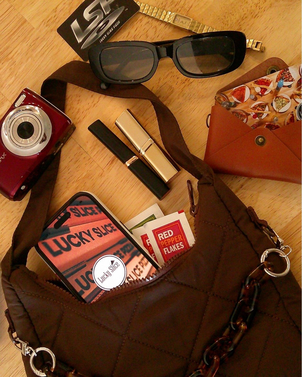 For those who swipe left but order right... Delete the apps and get the slice you deserve.

Get a free slice on us when you sign up for the Lucky Slice Pizza app!