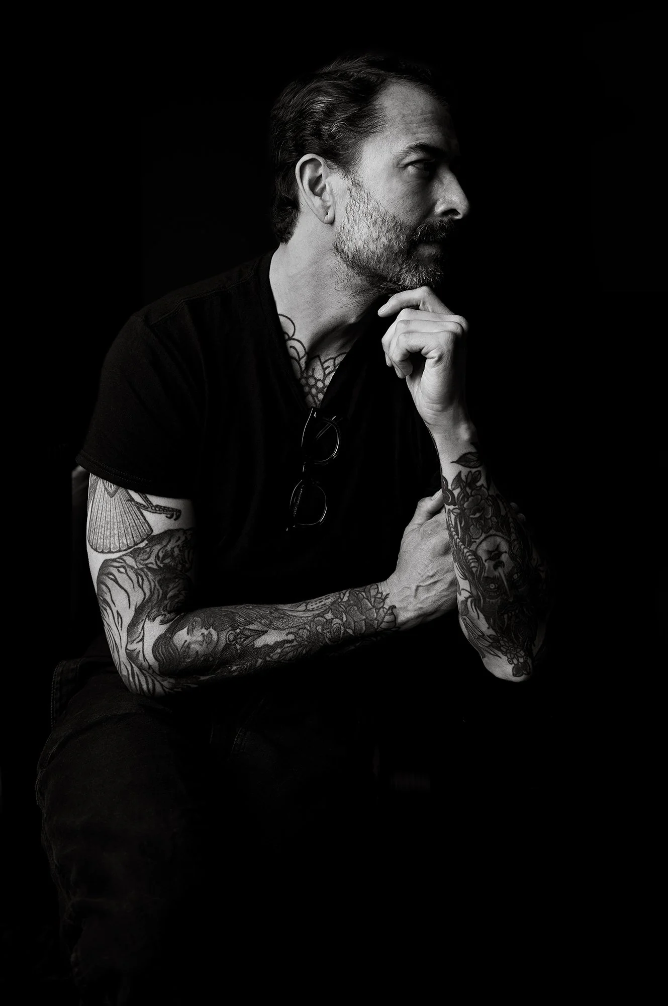 Dynamic and moody profile capture in studio.