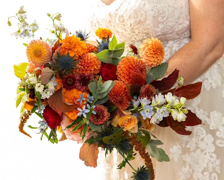 Beautiful fall bridal bouquet!