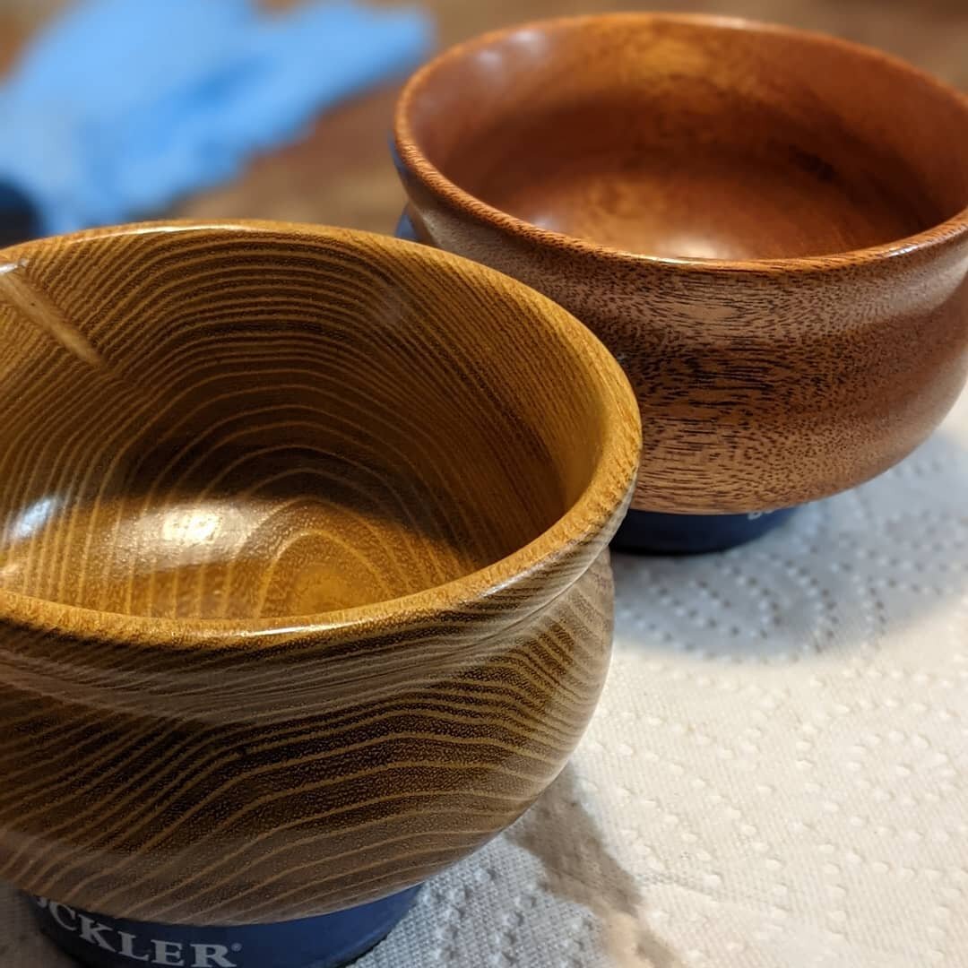 A client had bought the front bowl (black locust) from me last November. He recently reached out wanting a second bowl of the same size and shape. 

While I've created numerous batches of handles, I've never done multiples of a bowl. I created a patt