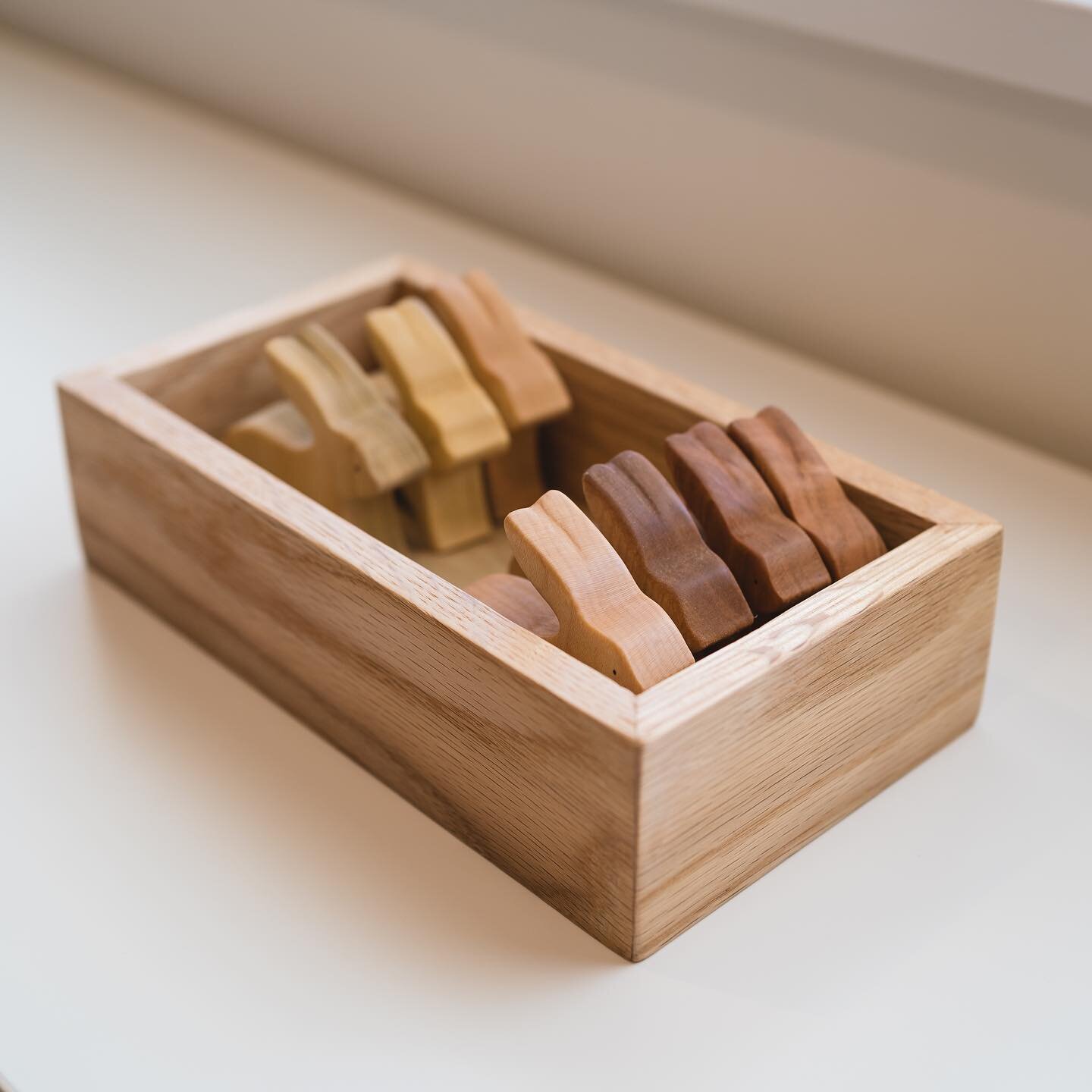 Now, this is a box of chocolate I can get behind... Who am I kidding? I'm eating all the chocolates this Easter. Box by @dmisner 

#vancouvermoms #woodentoys #toydesign #woodentoyscanada #naturaltoys #waldorfinspired #openendedplay #openendedtoys #cr