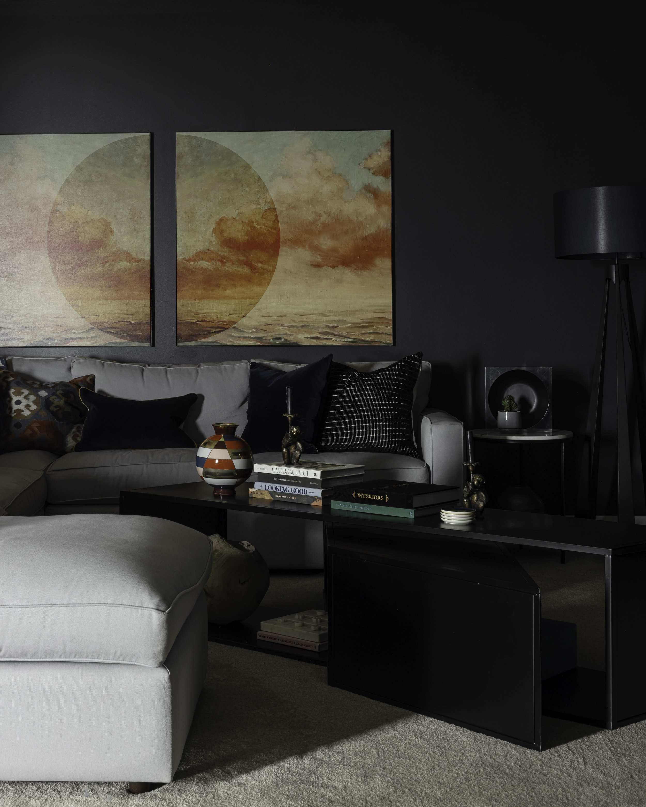 ML MEDIA Coffee table Detail Portrait.174.jpg
