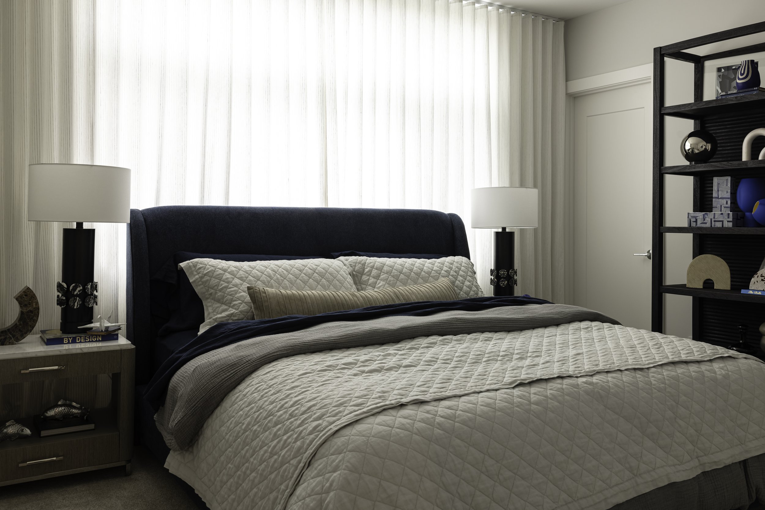ML BLUE Bed Shot Wide. Full Wall. Landscape.139.jpg