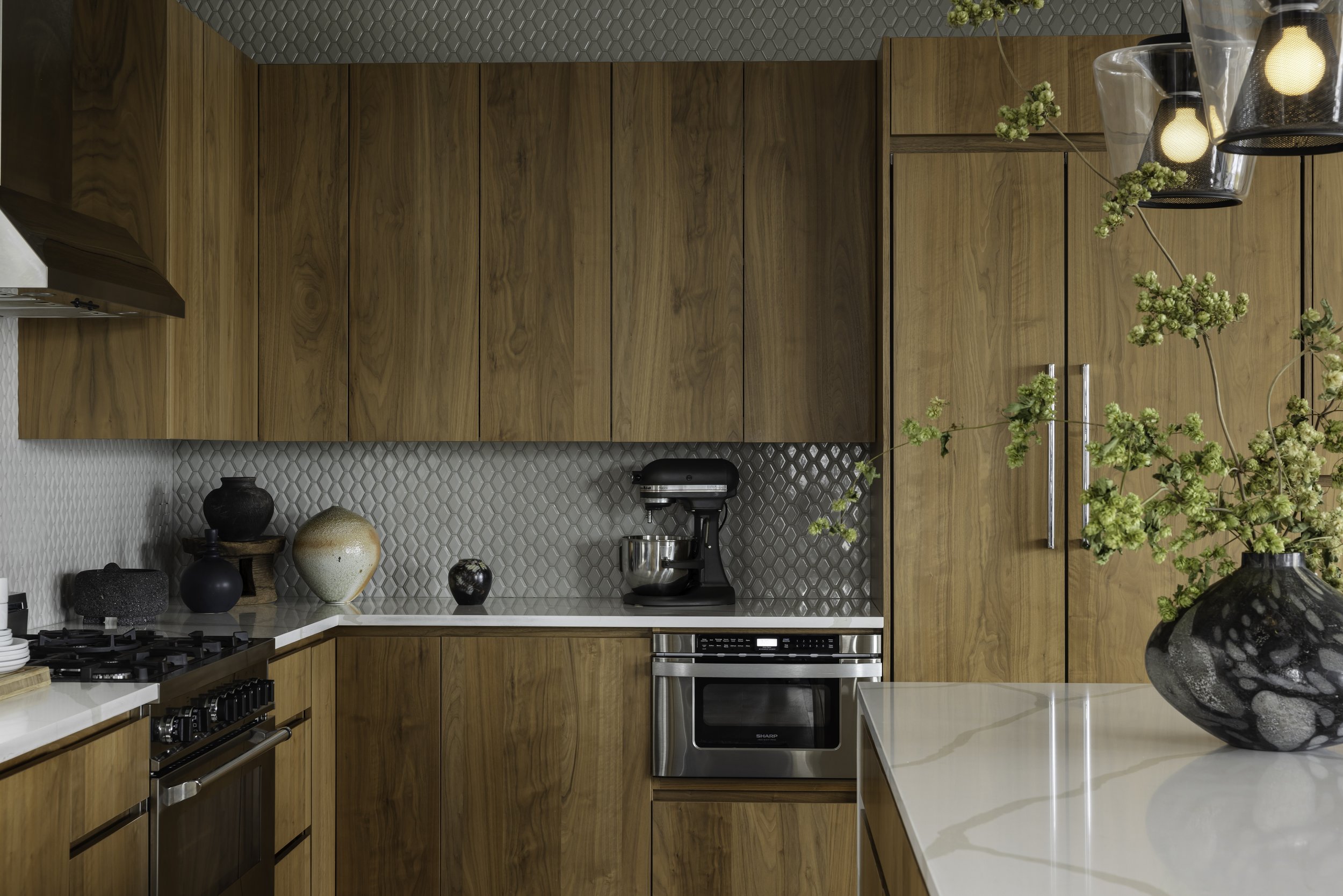 ML KIT Tight Shot Fridge Wall. landscape.276.jpeg
