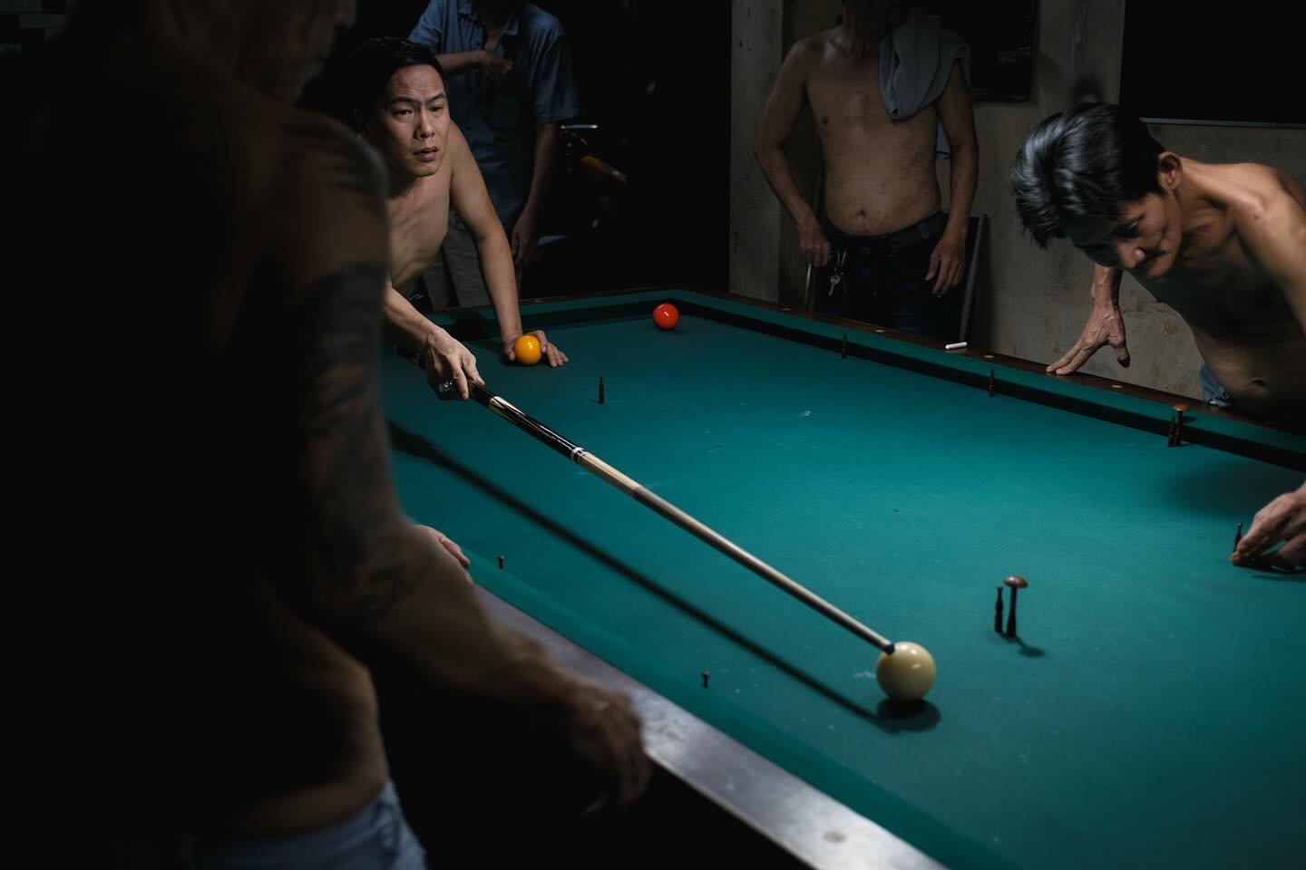 [SAIGON] Some images from recent Travel through history and time tours
&bull;
Join me on an immersive photography tour to capture an authentic Saigon through your lens

#MyVietnam #streetstyle #vietnamstreets #life_is_street #myspc #friendsinstreets 
