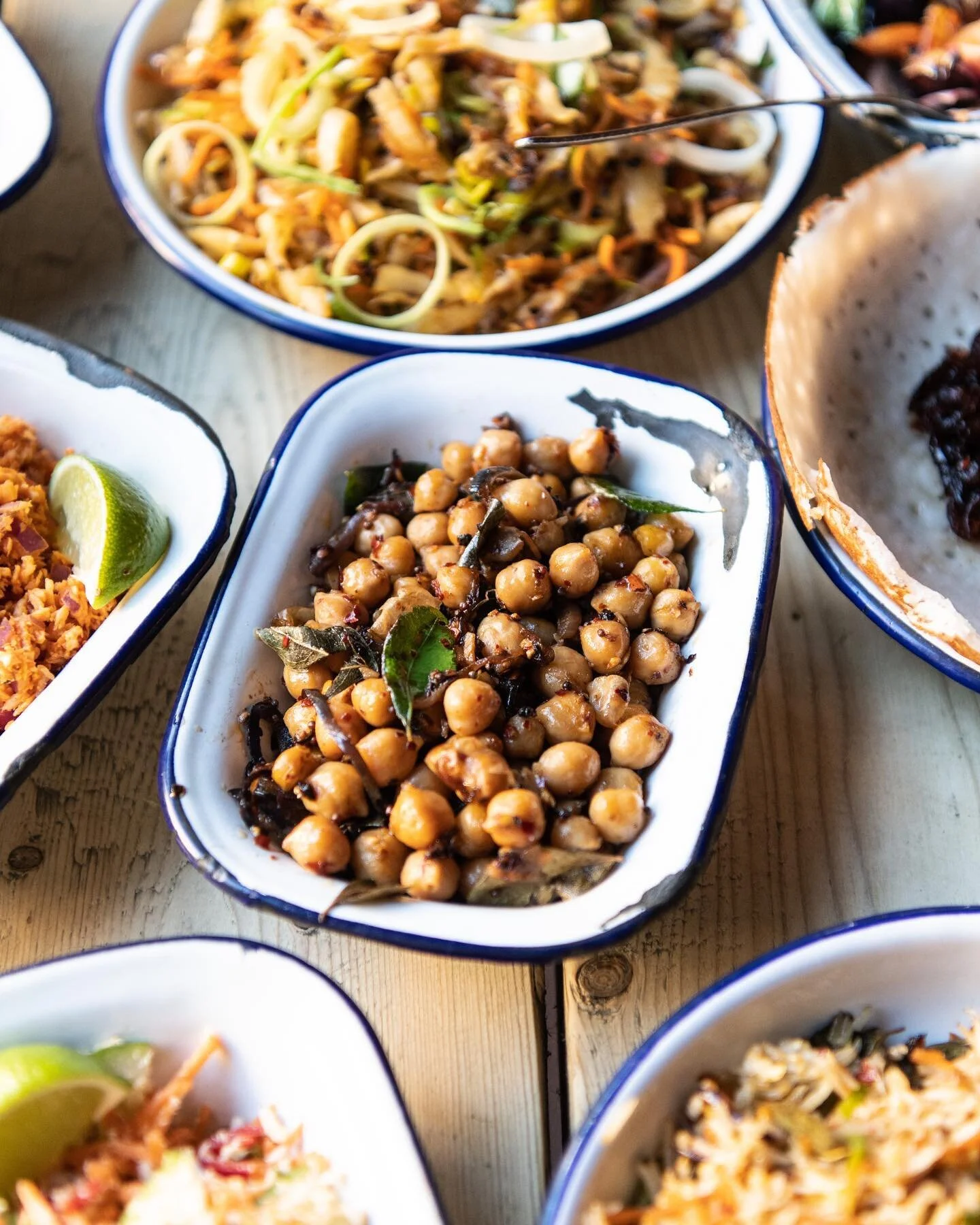 Always remember your Roots! 🧡🌱Where it all V-gan....🌱Our Roots menu packs in 16 vegan street food inspired dishes influenced by our customers love for our plant based dishes. Get them on your kitchen table tonight! 💚🌴💚🌴💚🌴💚🌴🌱🌱🌱

#roots
#whereitallvgan
#plantbased
#streetfood
#lifeontheveg
#srilankanfood
#islandflavours 
#whatthehealth 
#veganworld 
#veganforlife 
#vegandinner 
#veganlife
#poweredbyplants 
#vegan 
#srilankaneats
#shapingsrilankaneatsintheuk 
#takeaway
#takeawayfood