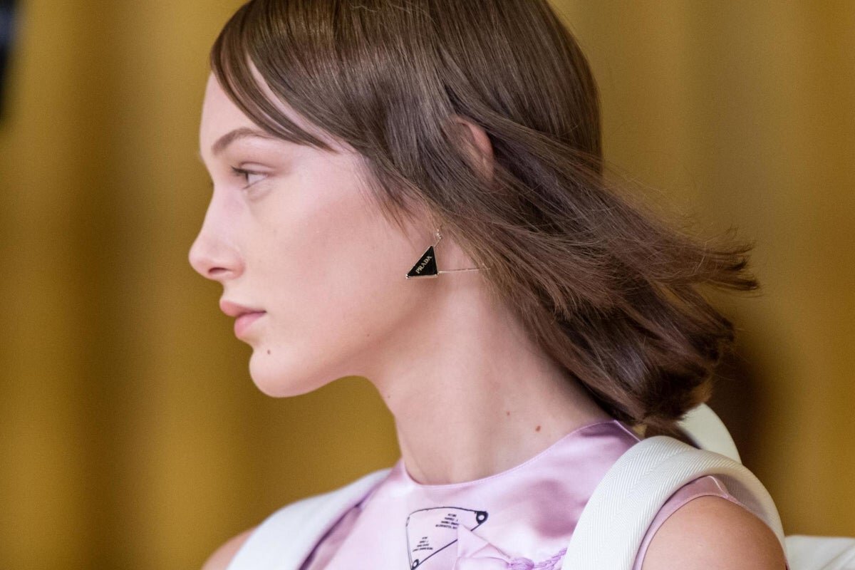 prada-ss21-donna-look-16-dettagli-210.jpg-.jpg