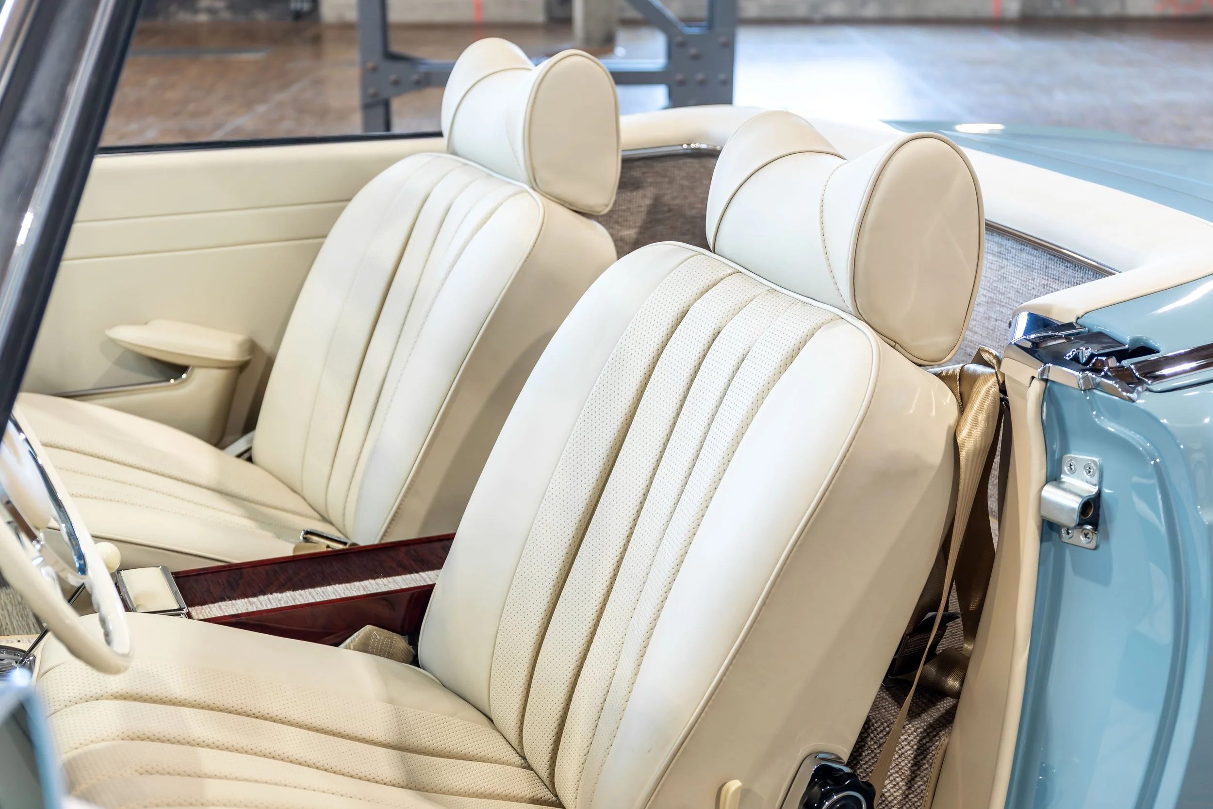 Mercedes-Benz 280SL Pagode - Mobile --5.jpg