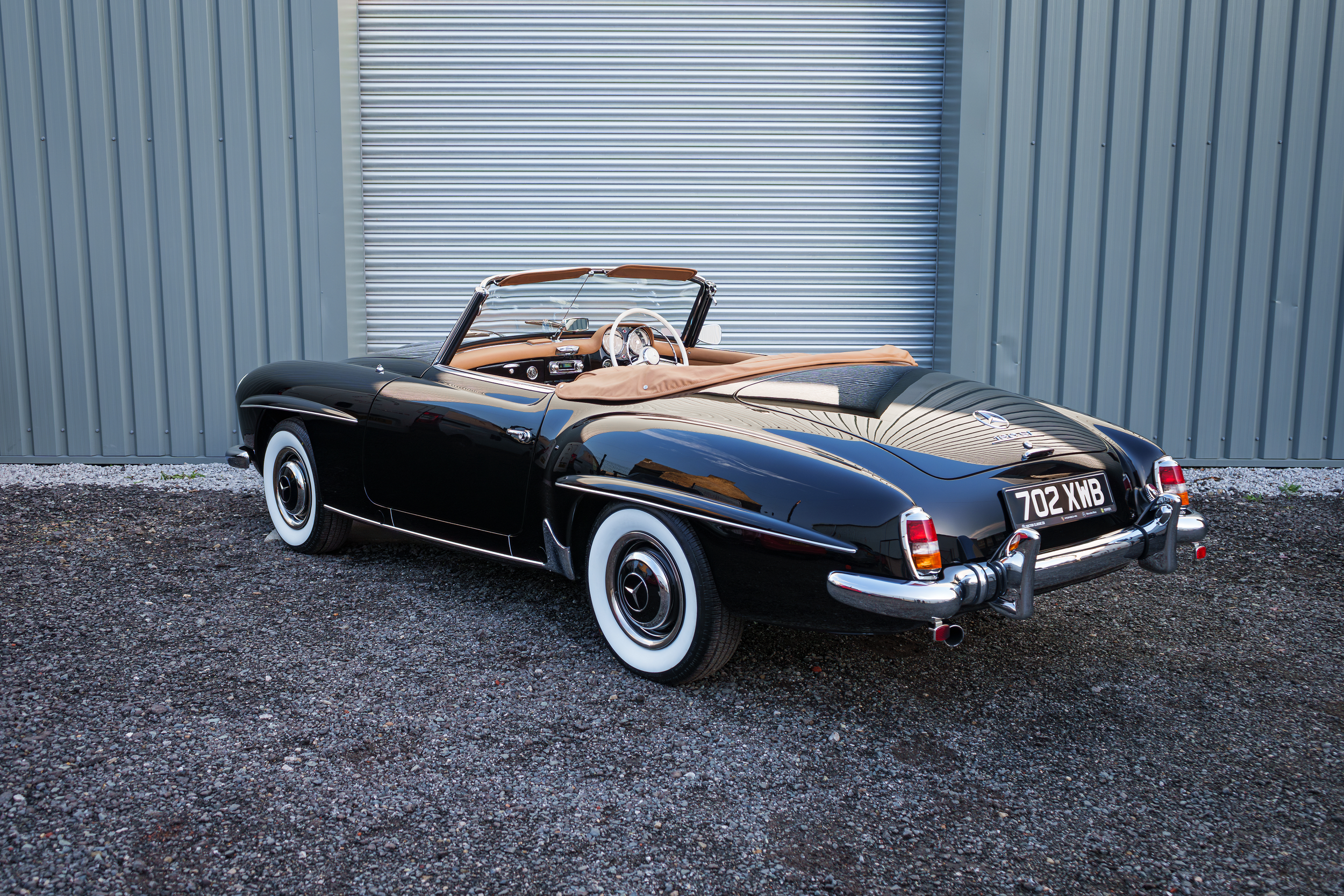Black-Tan 190SL-17.png