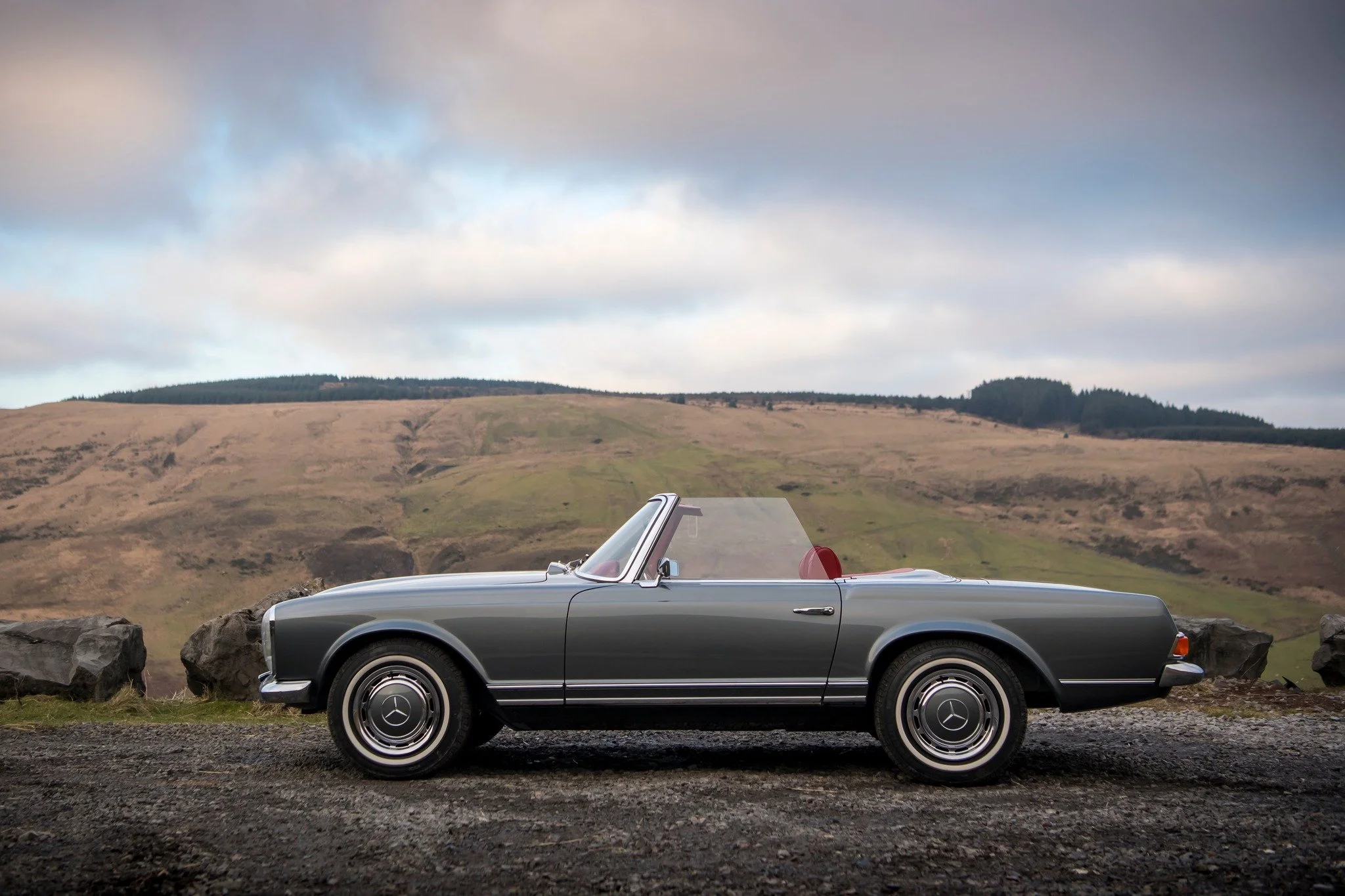 Test driving in the Welsh mountains can be chilly at this time of year. We put the windows up to keep warm, but keep the top down for maximum fun.