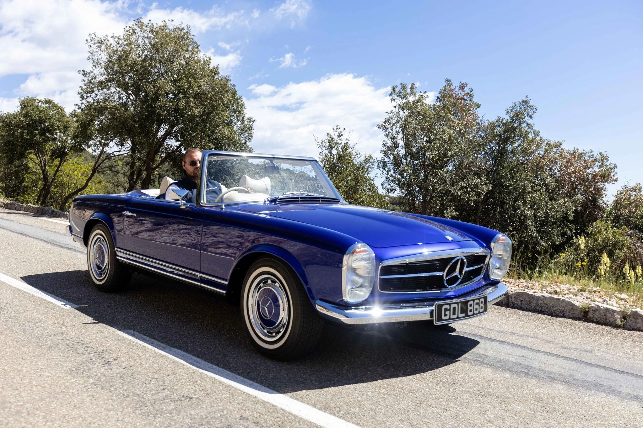 Imagine touring the Mediterranean coastal roads in a gorgeous 280SL Hemmels Pagoda. Your dreams could come true - ask us about creating your perfect Mercedes-Benz classic.