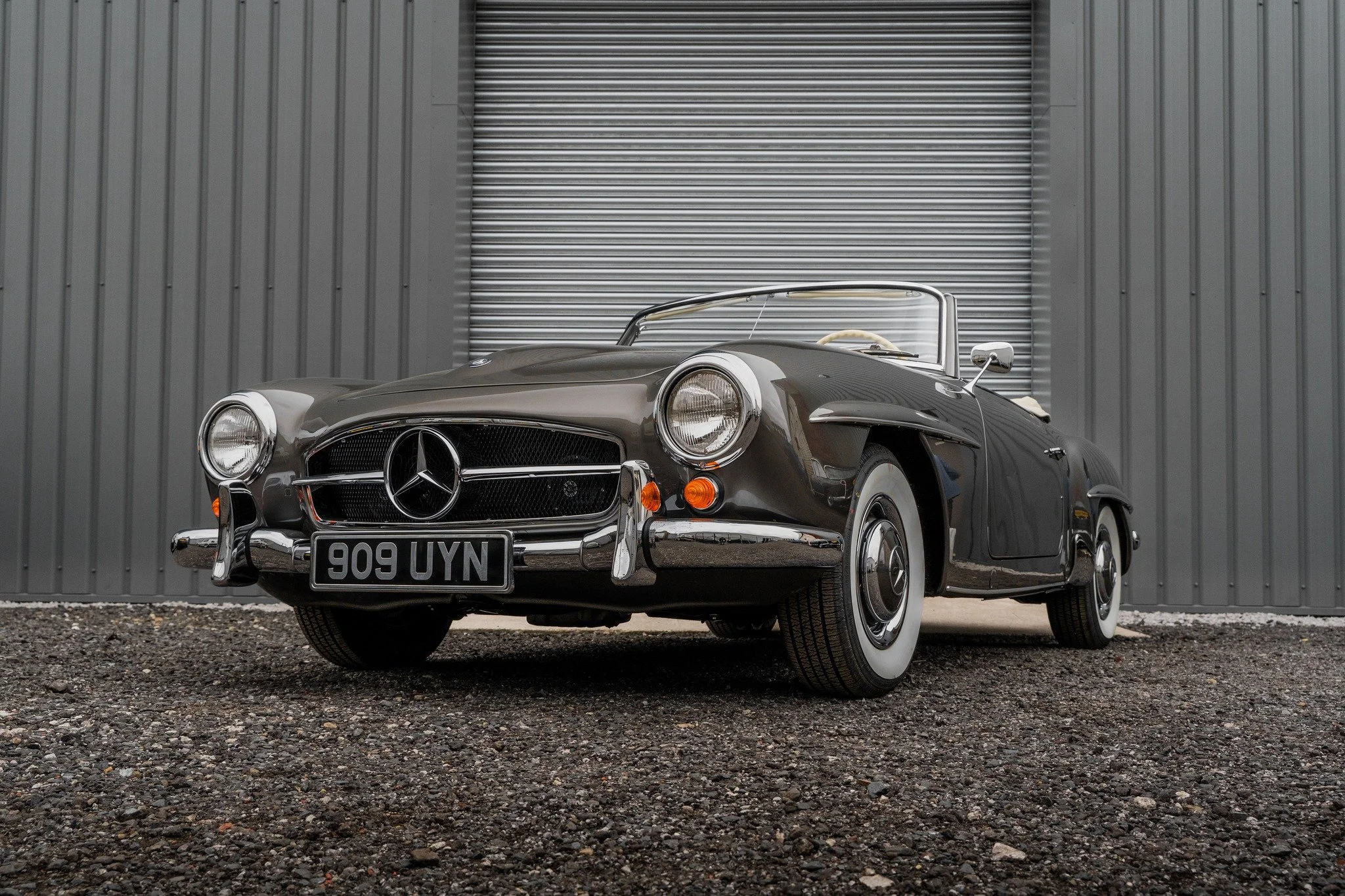 If you have been looking for a pristine and flawless classic then this 190SL is for you. Painstakingly restored by Hemmels, this classic Mercedes-Benz 190SLis finished in the highly desirable Anthracite Gray with Linen interior. It is simply gorgeous
