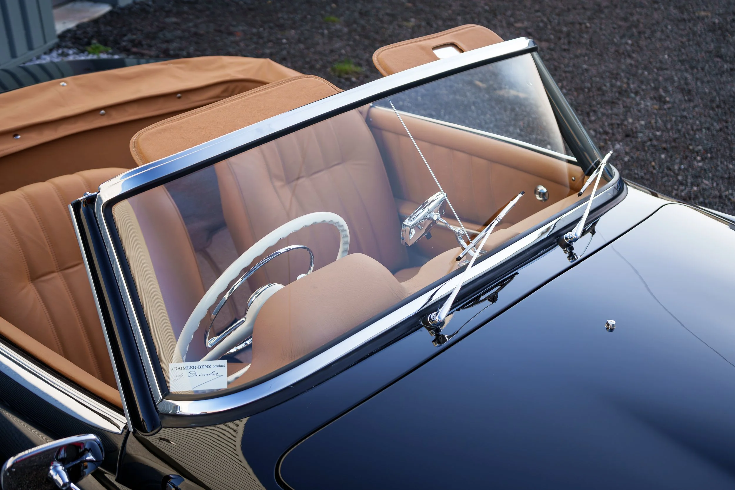 Black-Tan 190SL-8.jpg