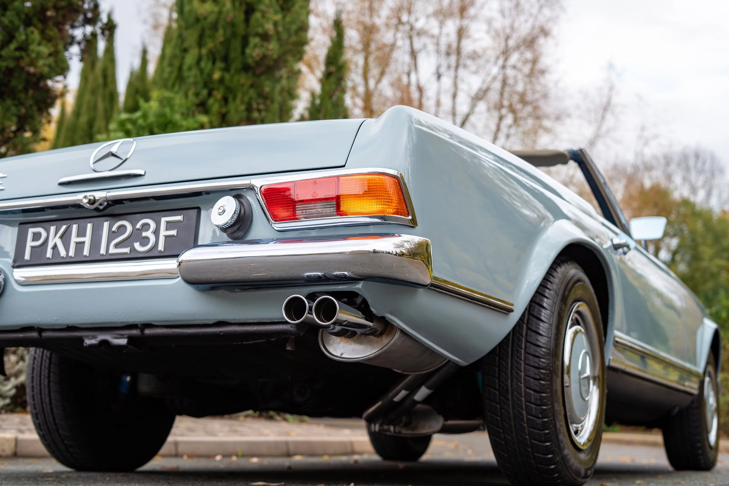 Blue 280 SL Pagoda-17.jpg