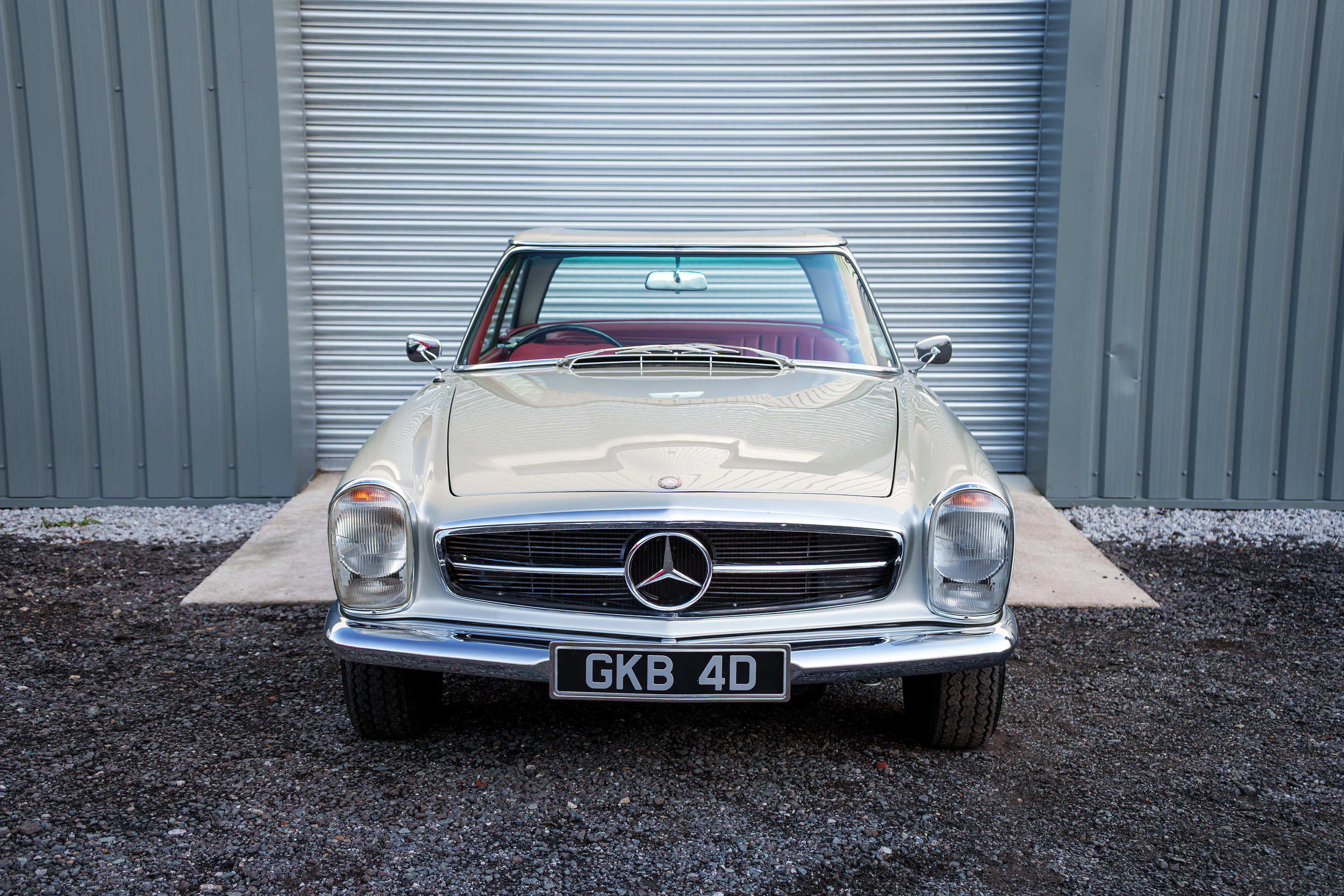 Silver-Red 230SL-1.png