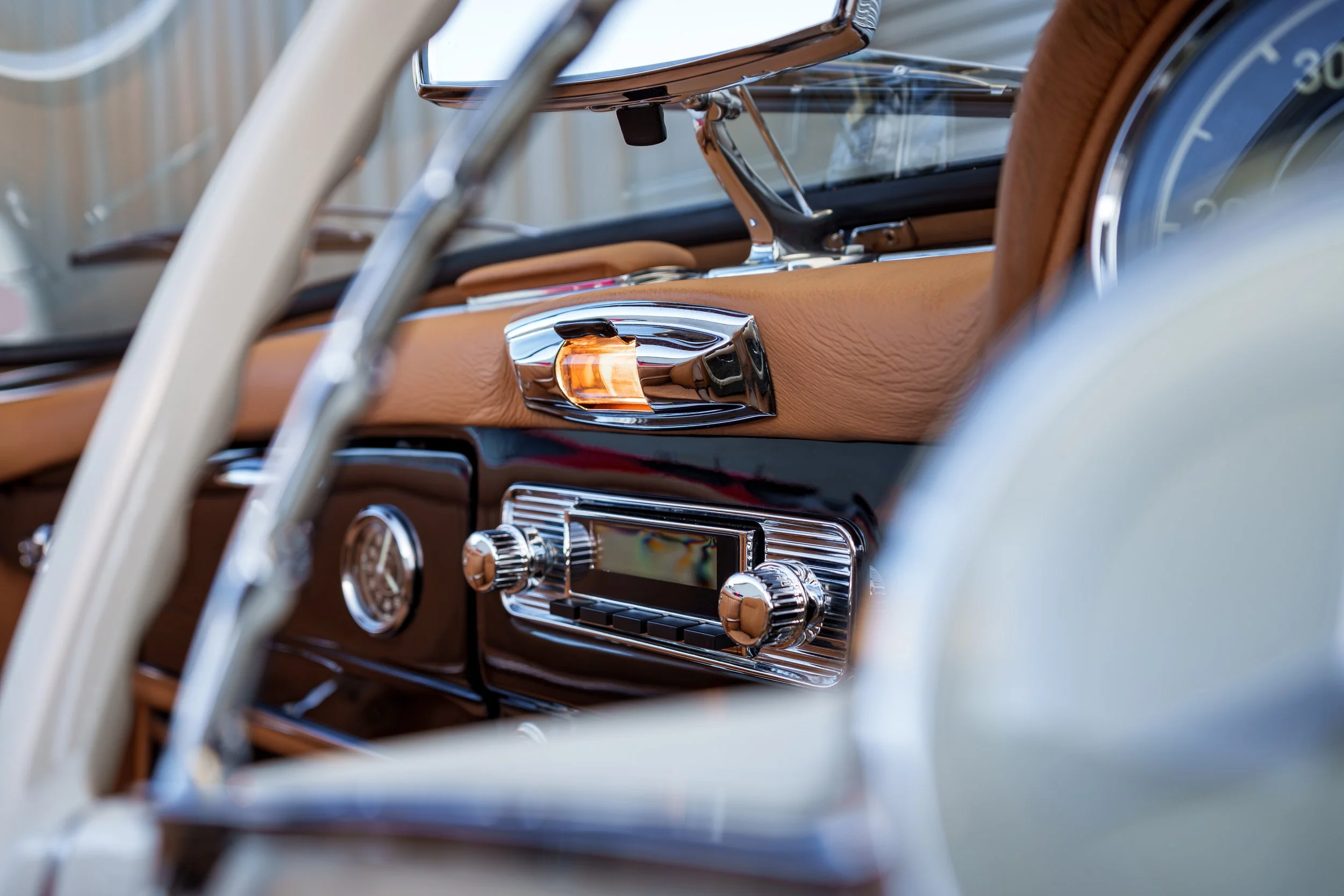 Black-Tan 190SL-31.jpg