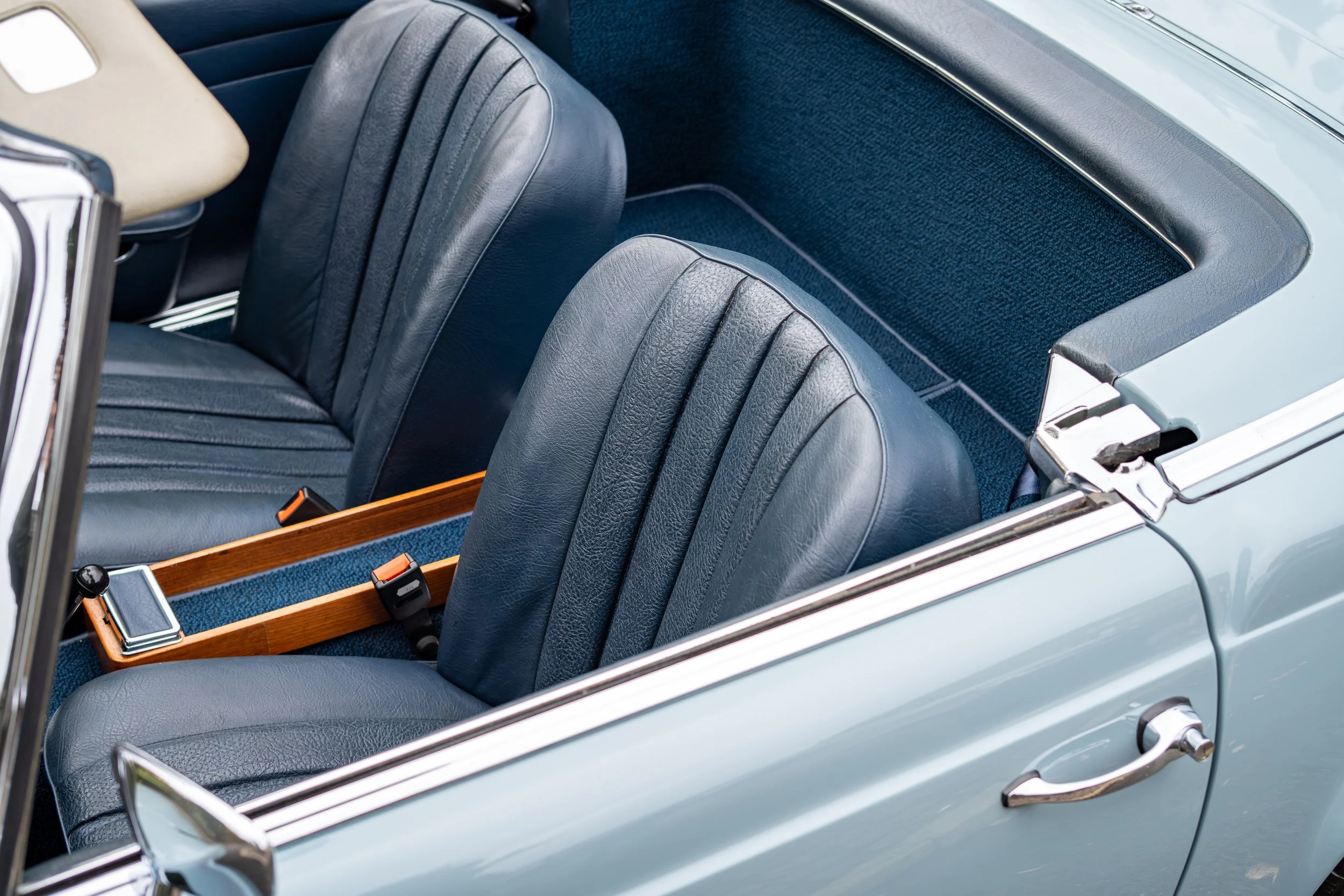 Blue 280 SL Pagoda-32.jpg