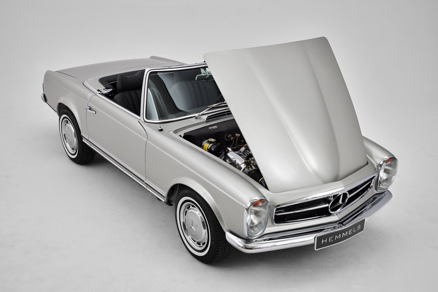 Mercedes_Pagoda_szary_09.jpg