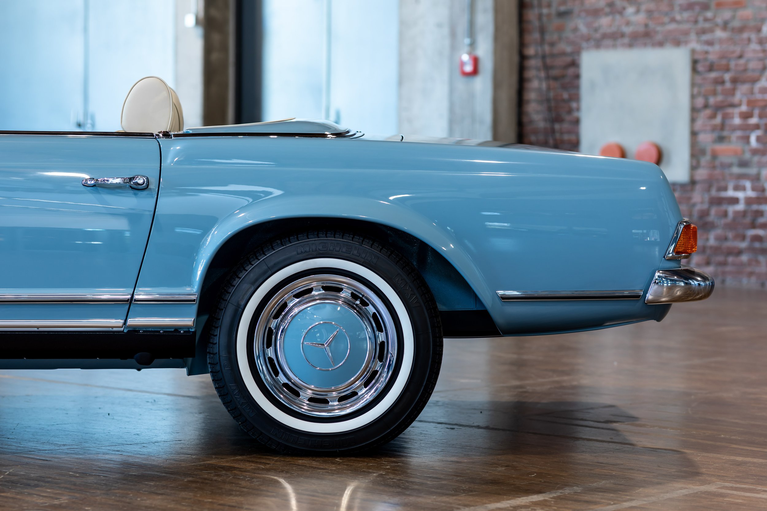 Mercedes-Benz 280SL Pagode - Mobile --26.jpg