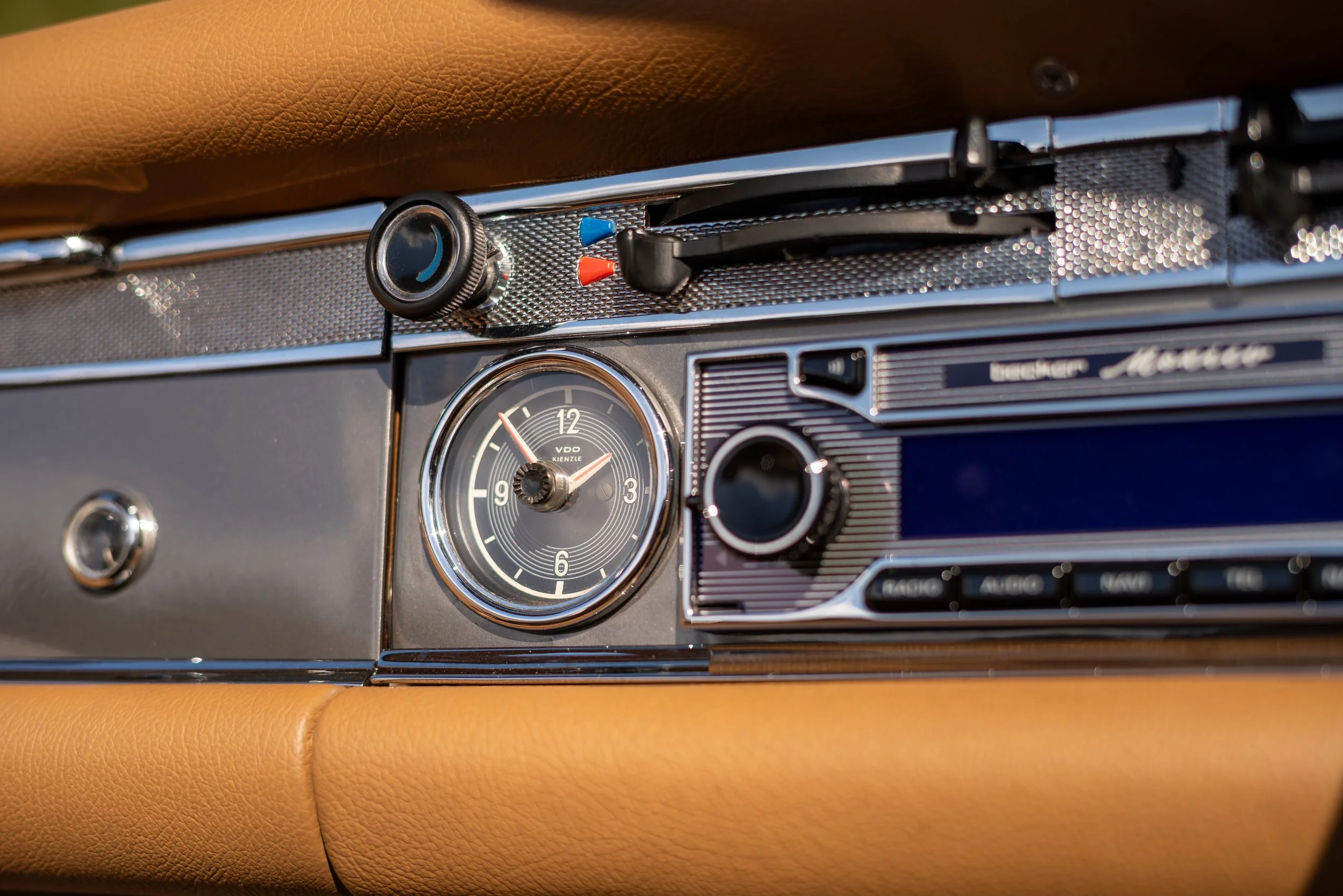 Grey 280 SL-15.jpg