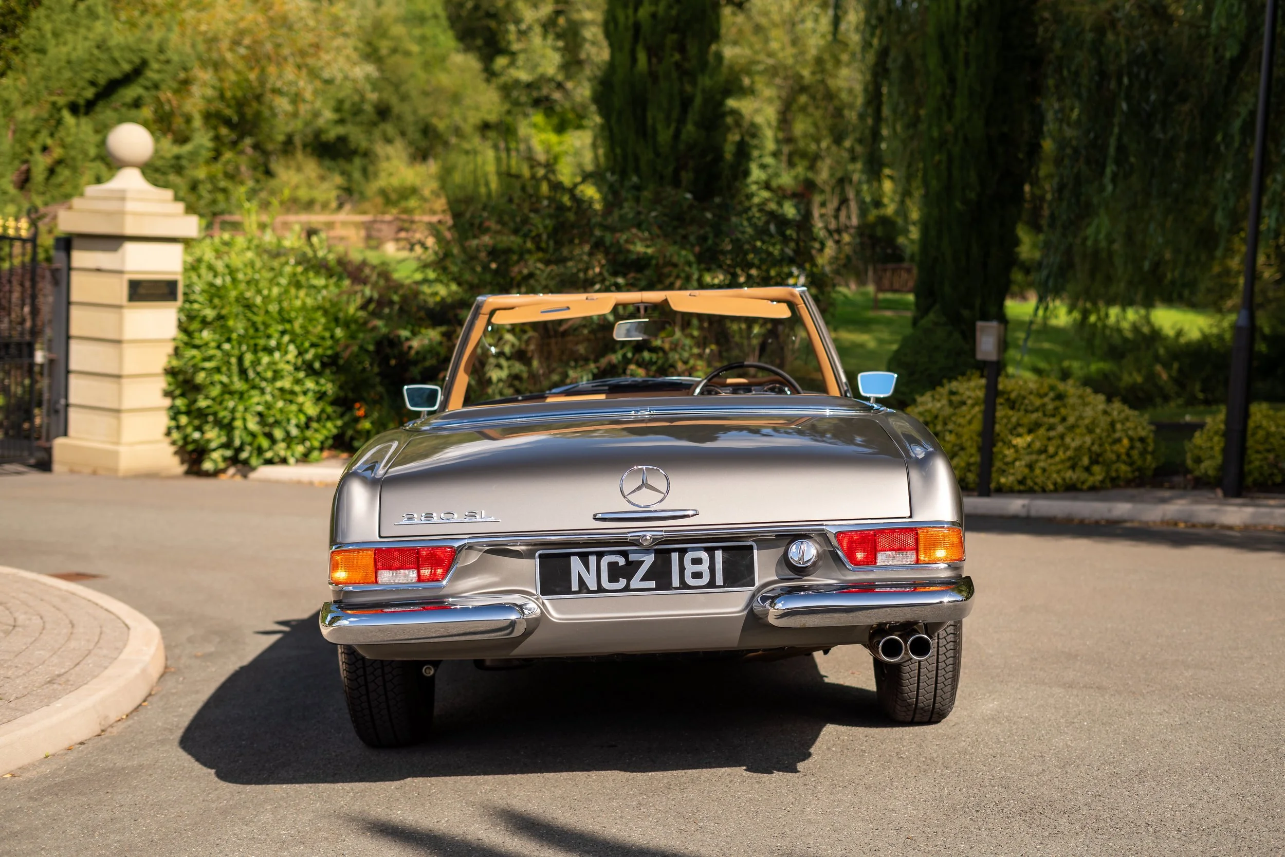 Grey 280 SL-3.jpg