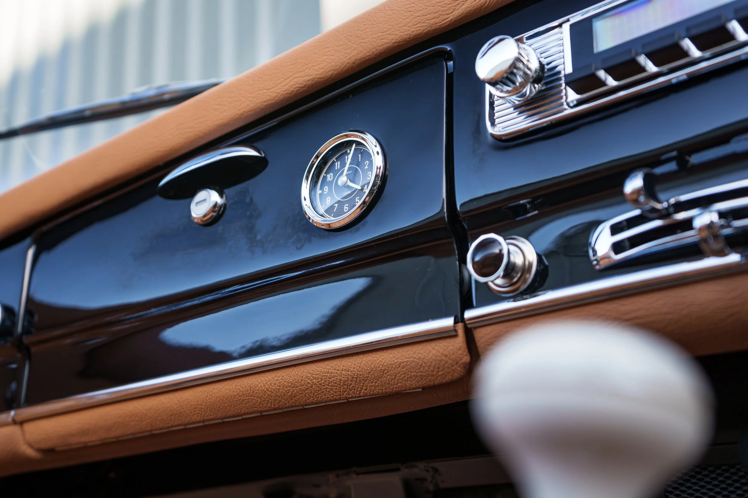Black-Tan 190SL-33.jpg