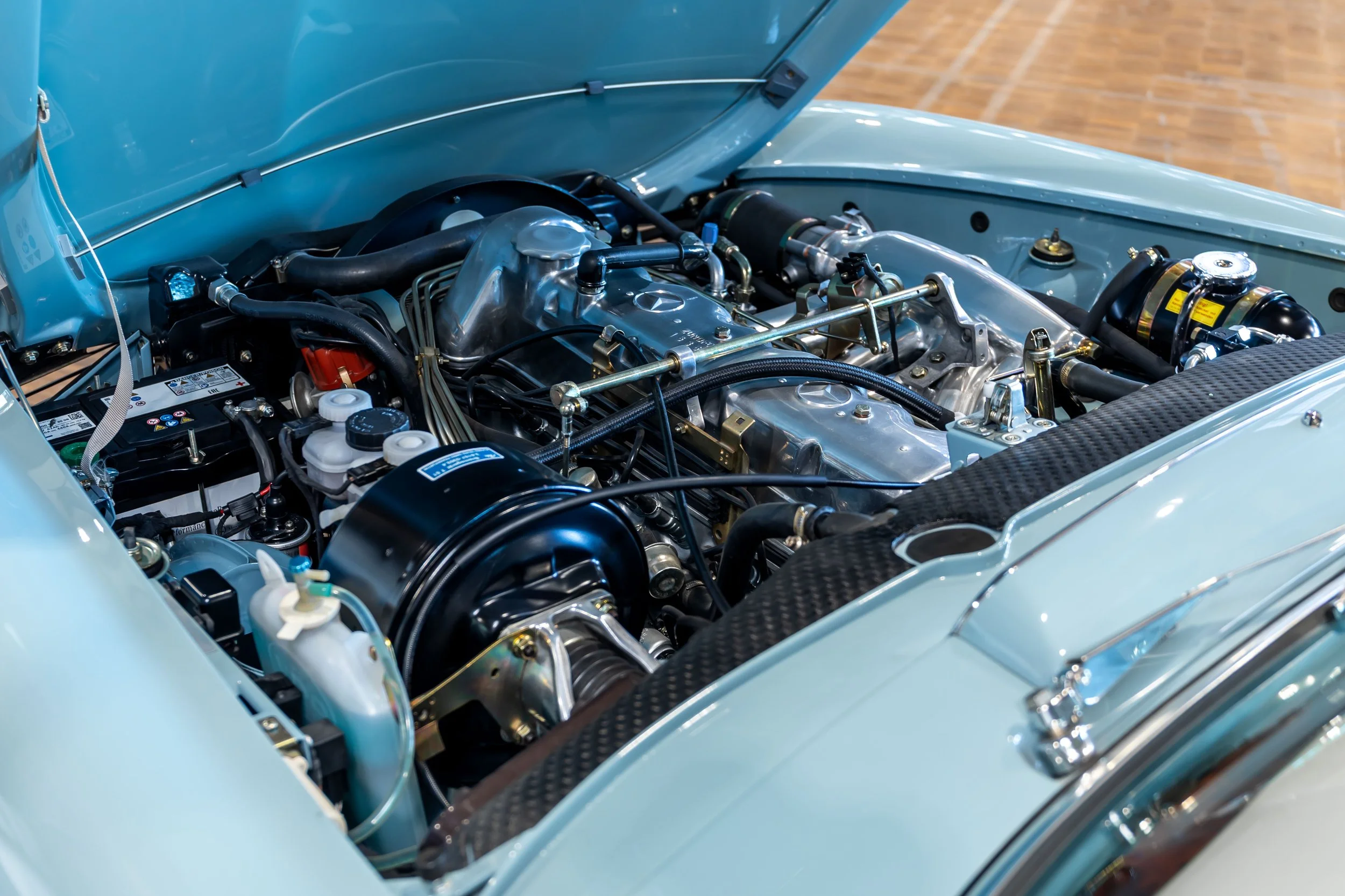 Mercedes-Benz 280SL Pagode - Mobile --16.jpg
