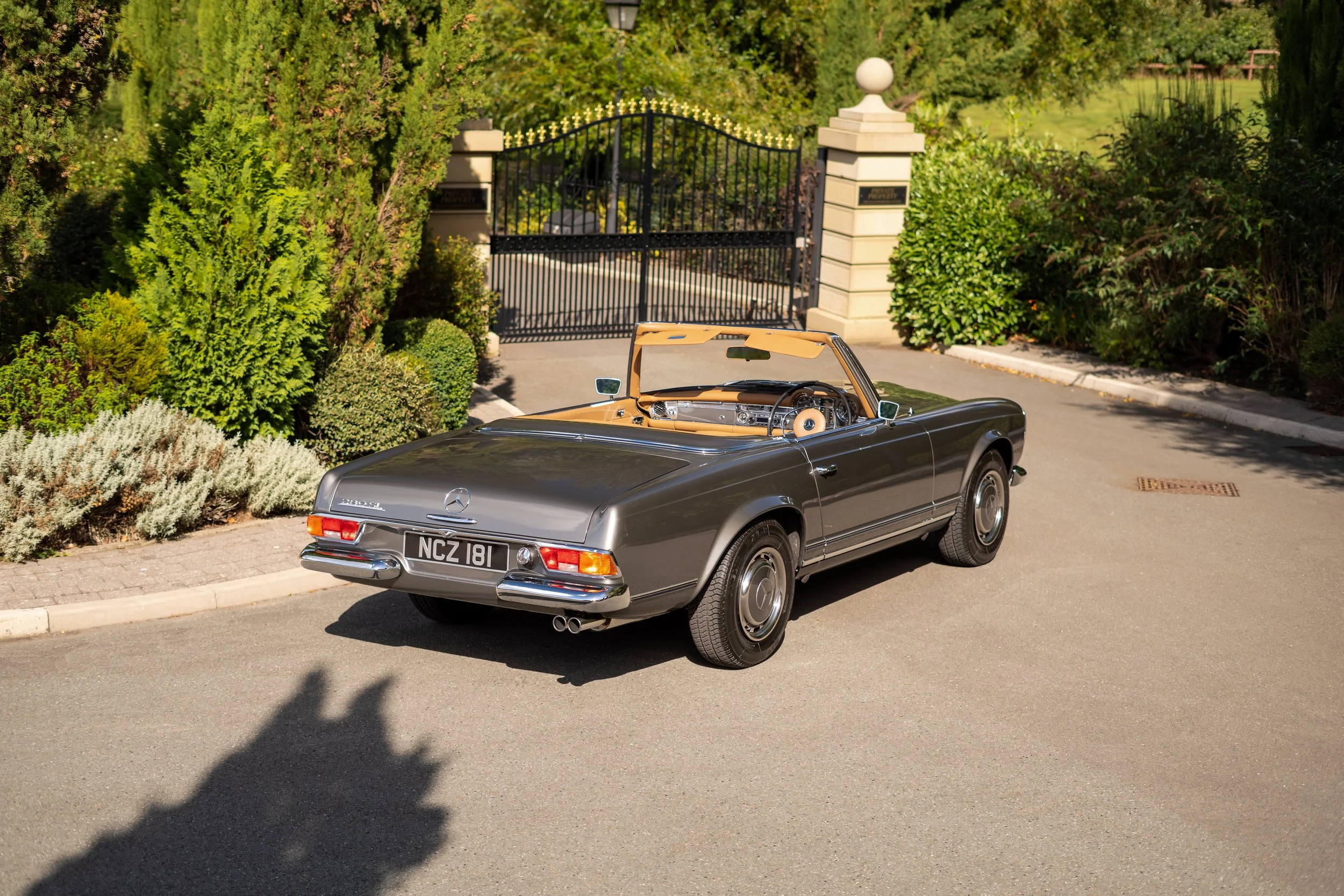 Grey 280 SL-2.jpg