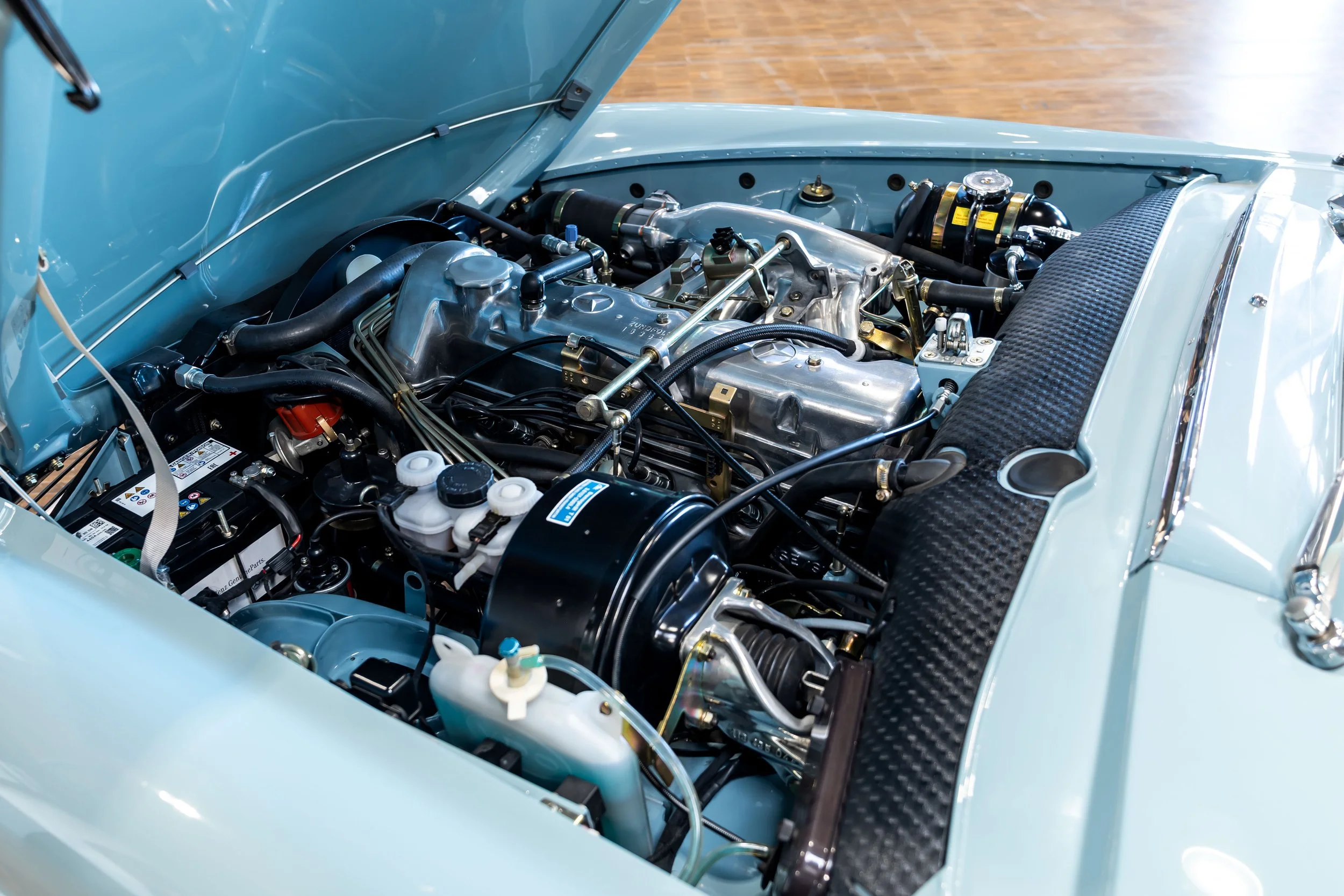 Mercedes-Benz 280SL Pagode - Mobile --14.jpg