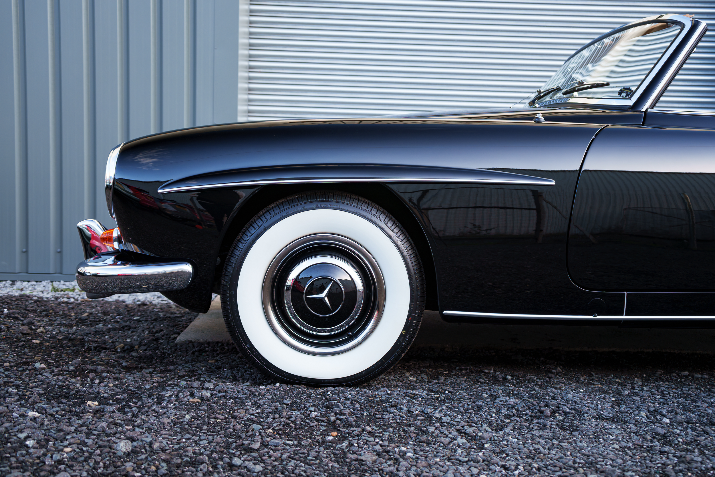 Black-Tan 190SL-14.png