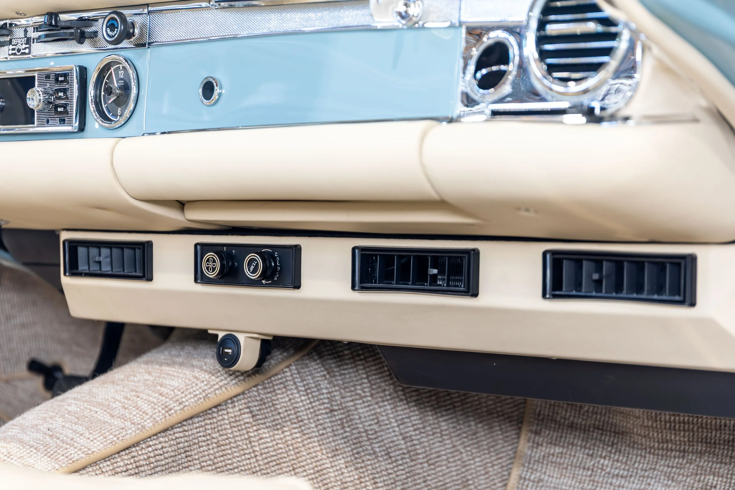 Mercedes-Benz 280SL Pagode - Mobile --42.jpg