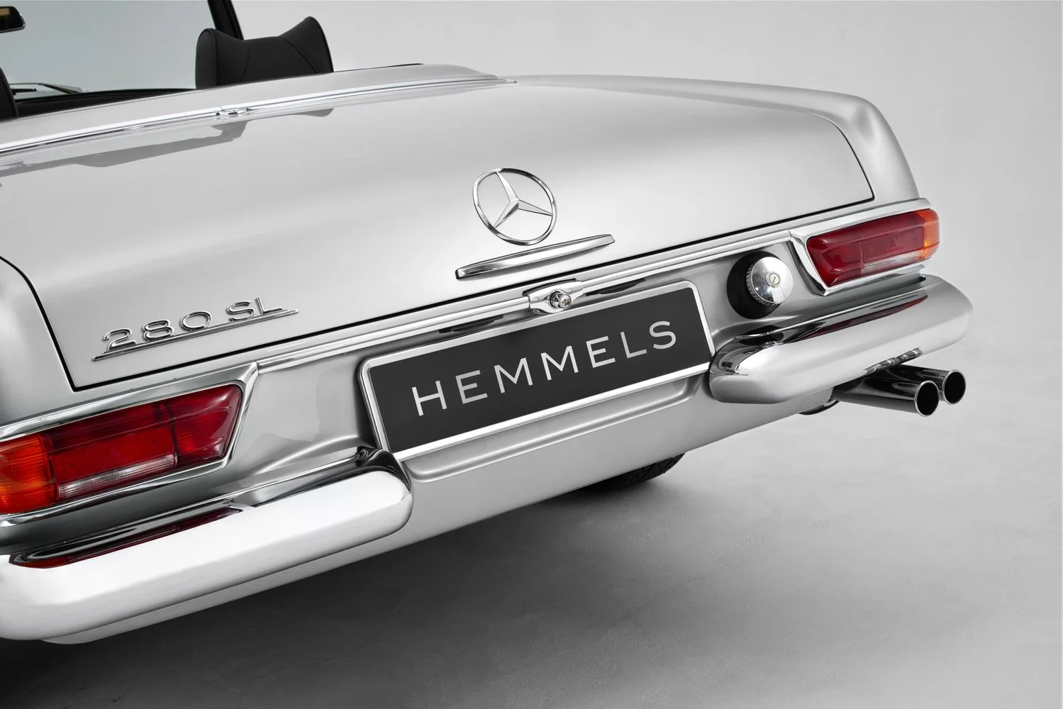 Mercedes_Pagoda_szary_30.jpg