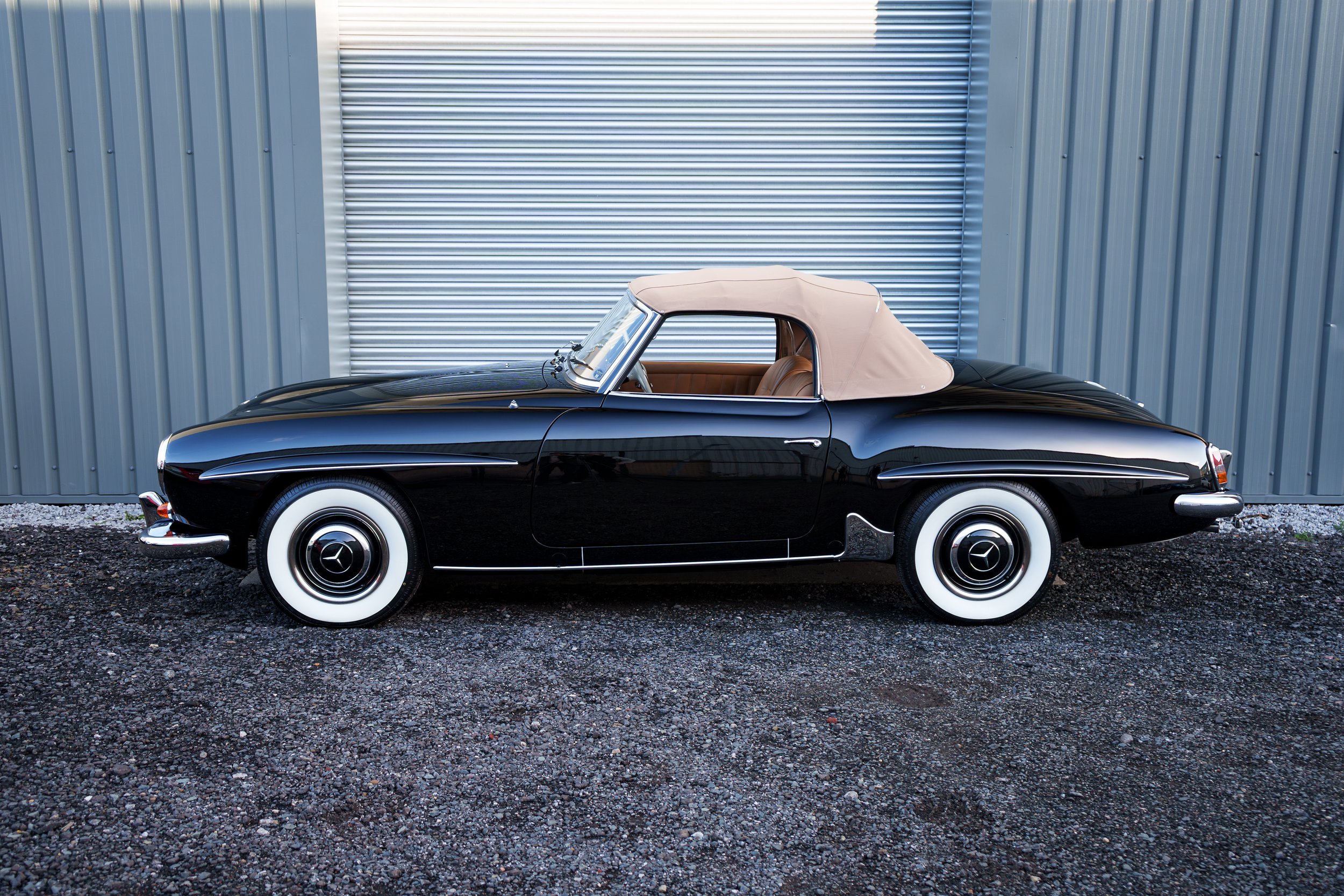 Black-Tan 190SL-12.png