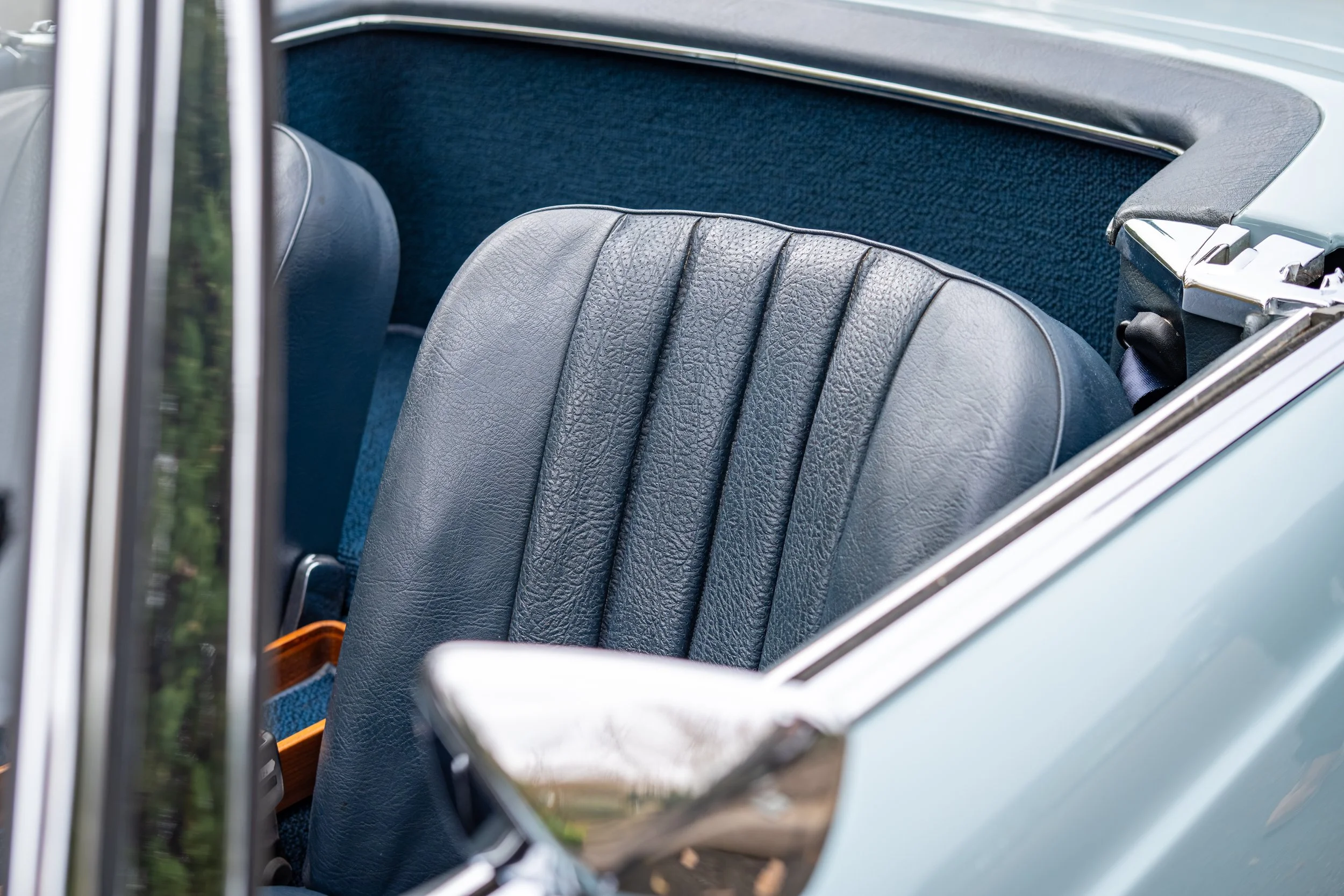 Blue 280 SL Pagoda-33.jpg