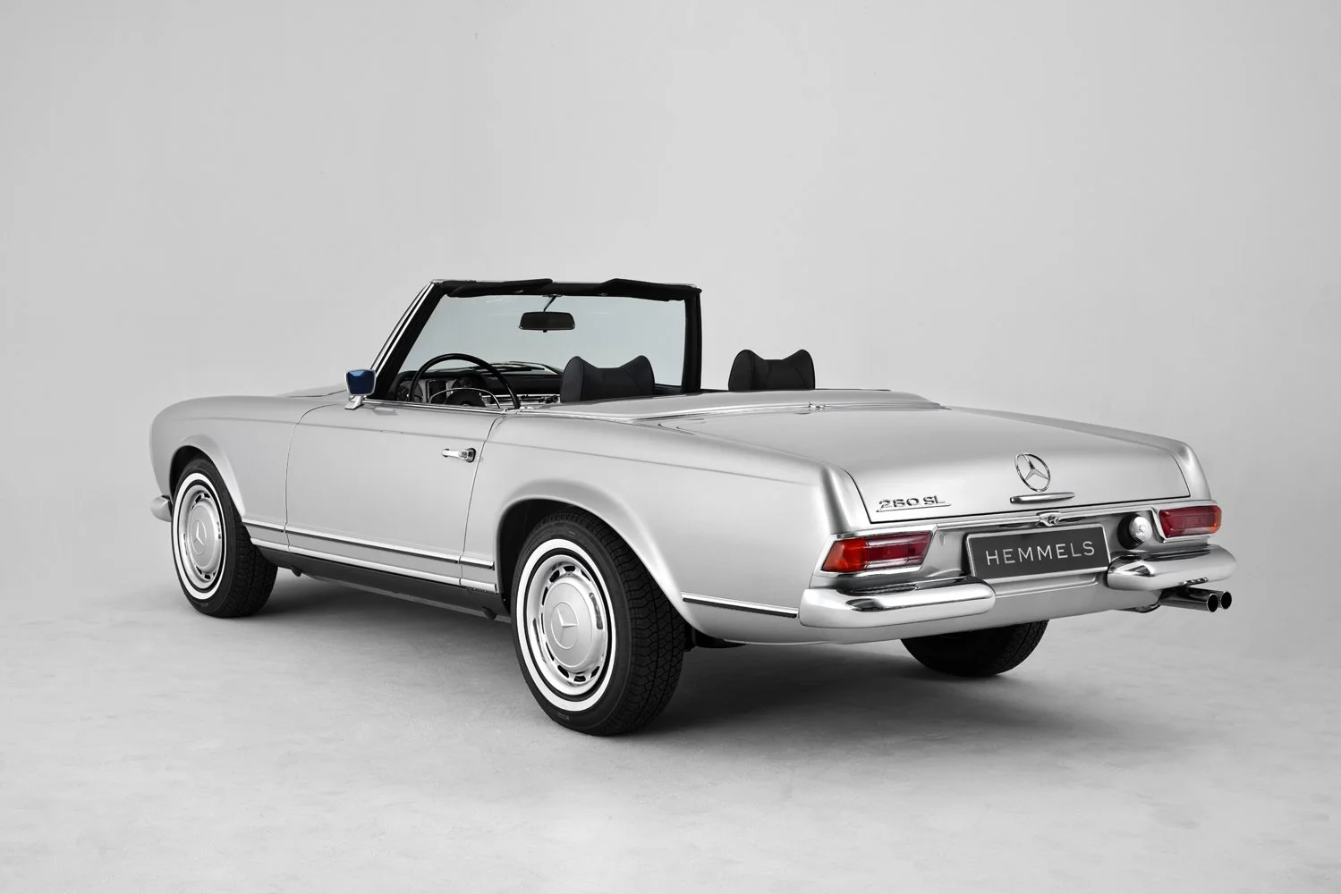 Mercedes_Pagoda_szary_06.jpg