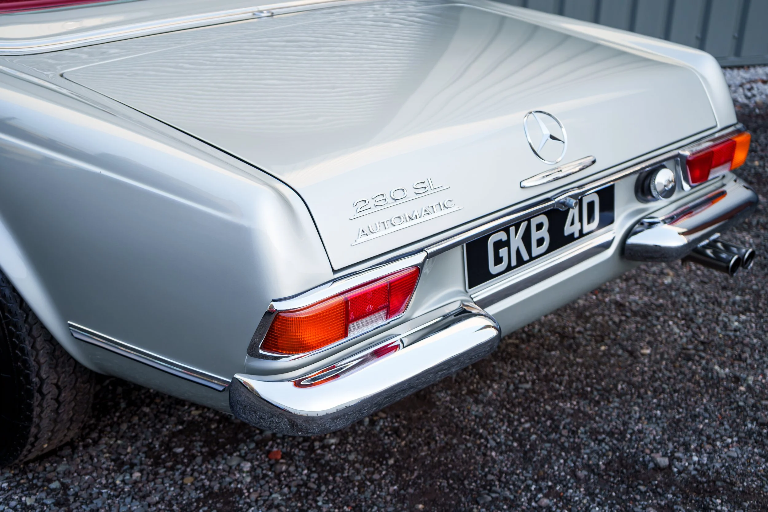 Silver-Red 230SL-18.jpg