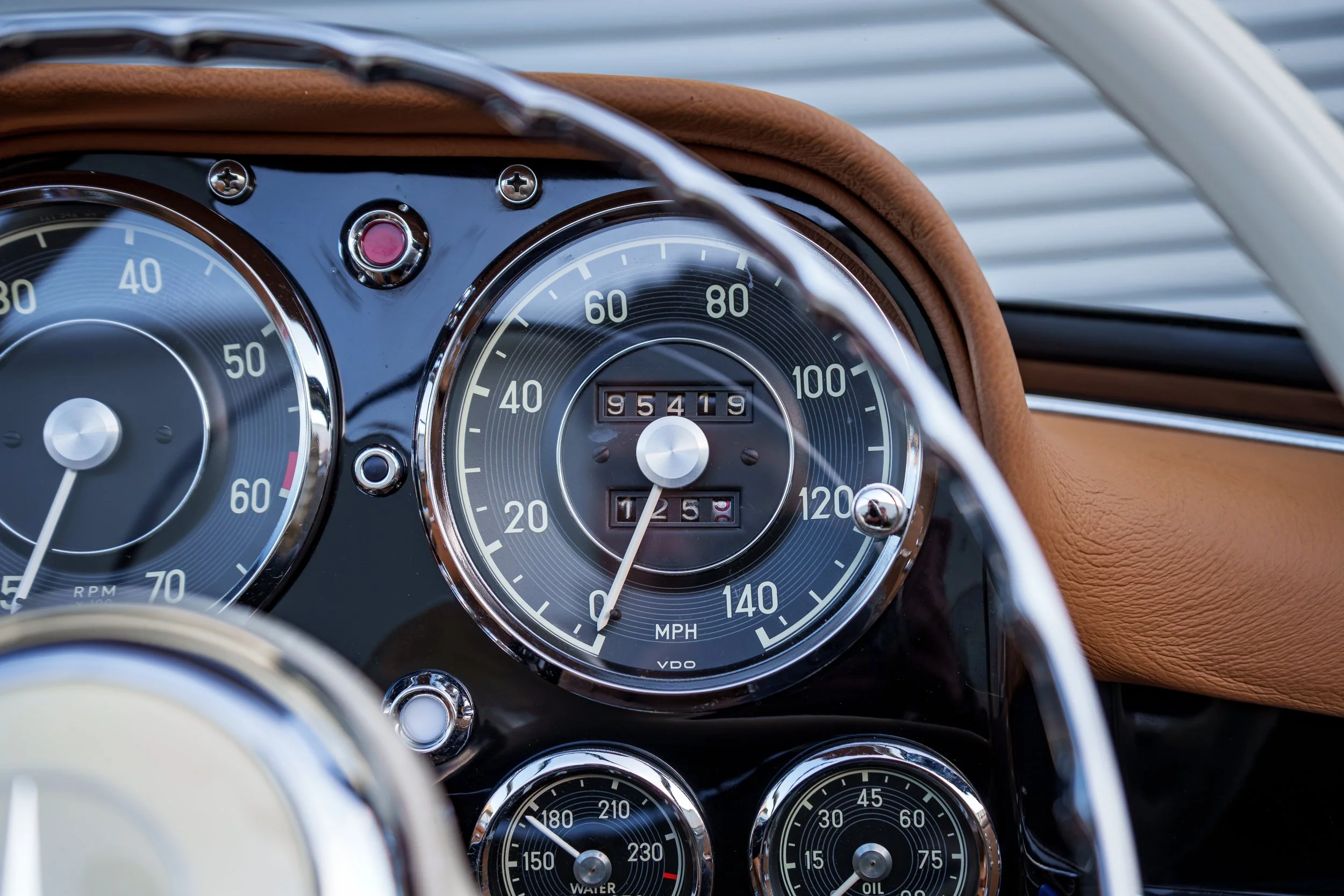 Black-Tan 190SL-29.jpg