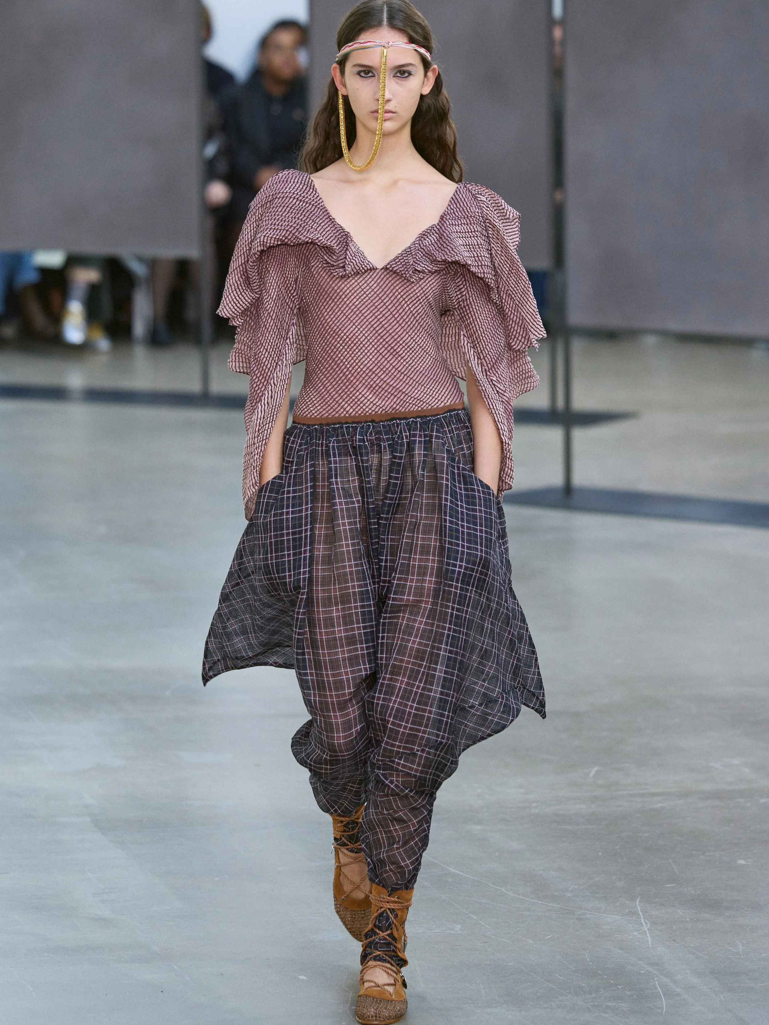 Kiko Kostadinov SS26 womenswear

Runway looks exploring movement, texture and engineered construction.

Selected pieces now available at MILIAN.
Womenswear only &mdash; menswear coming soon.

@kikokostadinov

#KikoKostadinov #SS26 #RunwayLooks #Women
