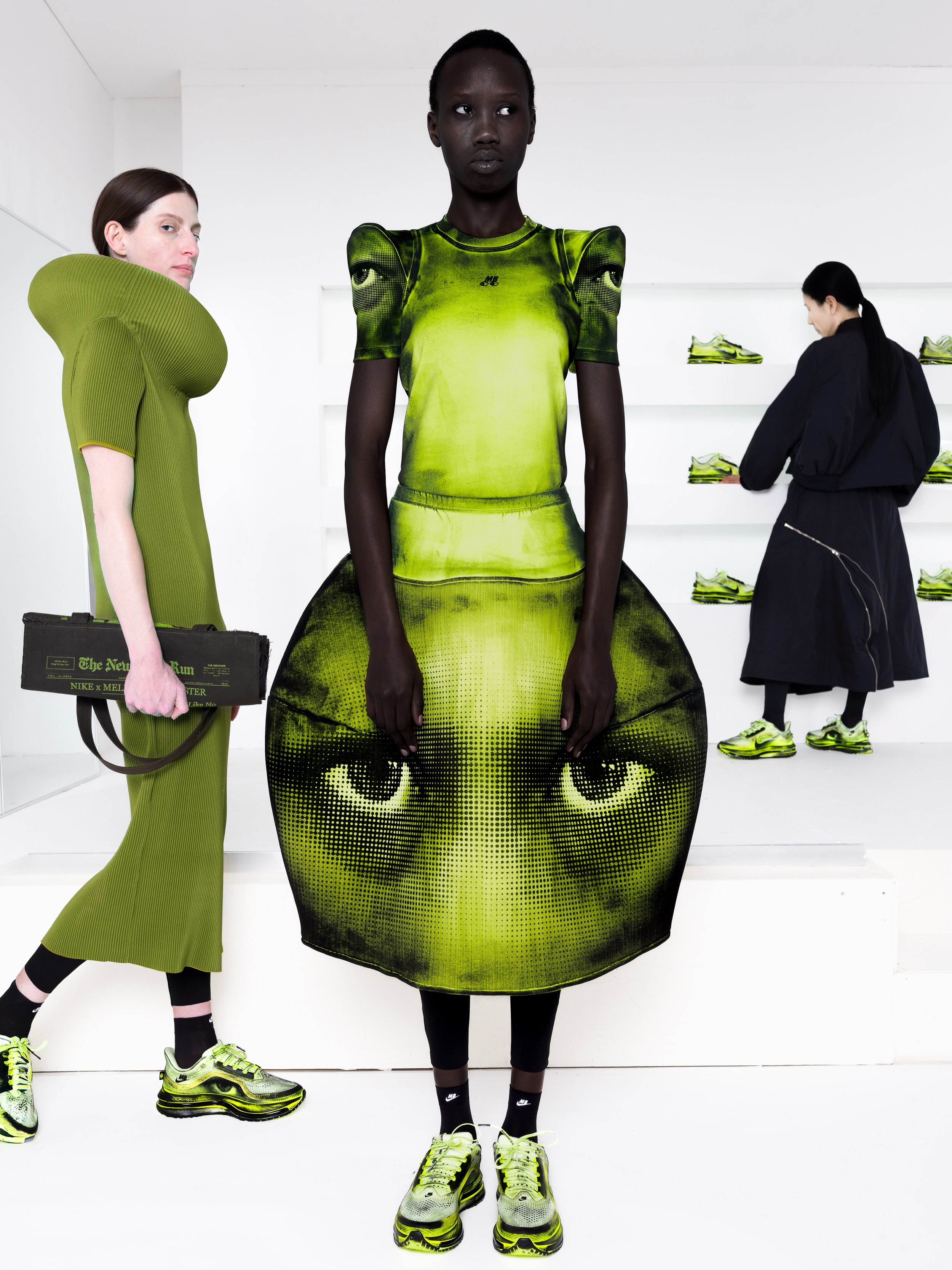 You bring the body, we bring the shape.

MELITTA BAUMEISTER @melittabaumeister 

Discover selected pieces in-store.

#MelittaBaumeister #AvantGardeFashion #ExperimentalFashion #conceptualfashion