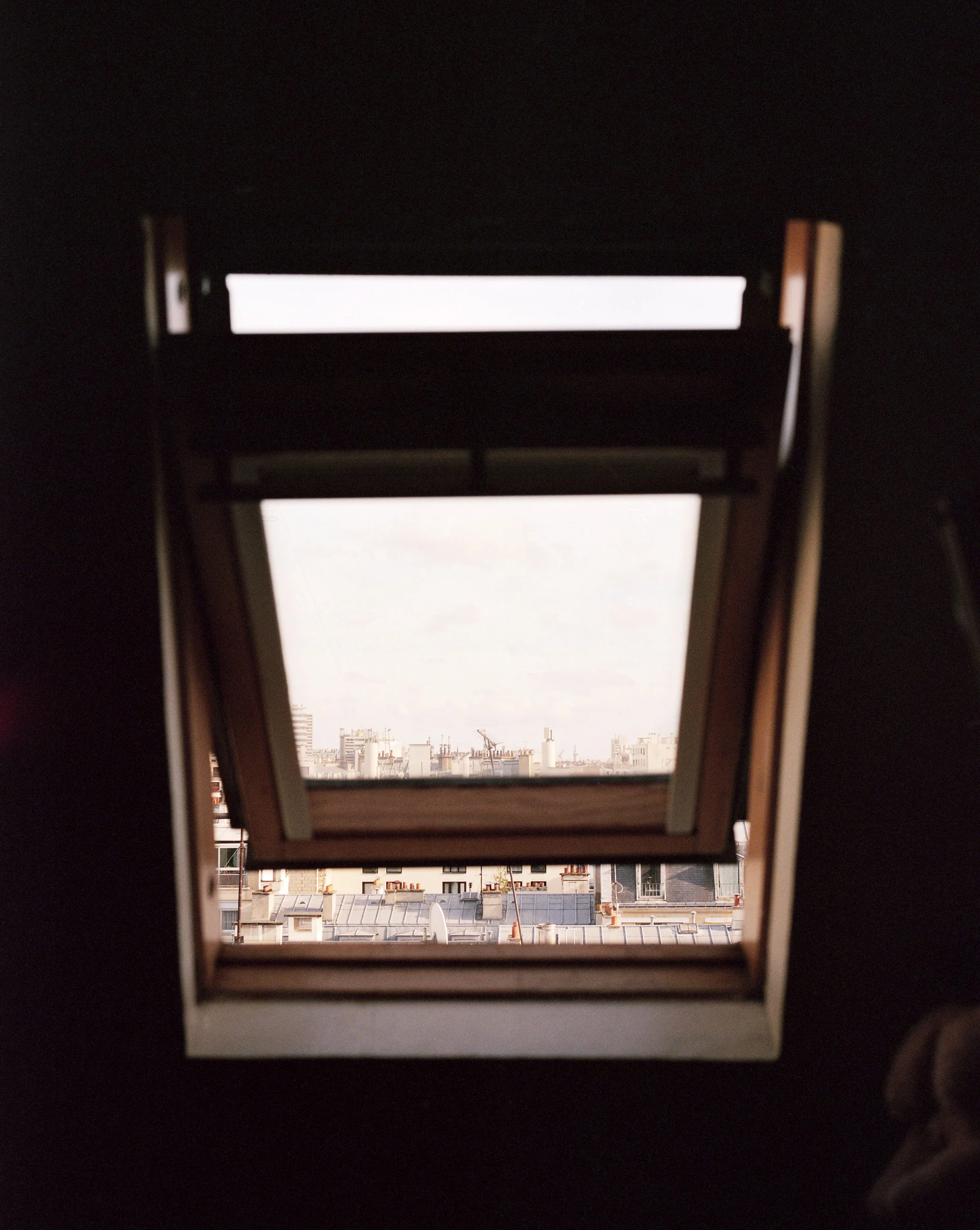  Projet en cours porté par le CNAP et les Ateliers Médicis, dans le cadre de la commande nationale de photographie  Regards du Grand Paris .  