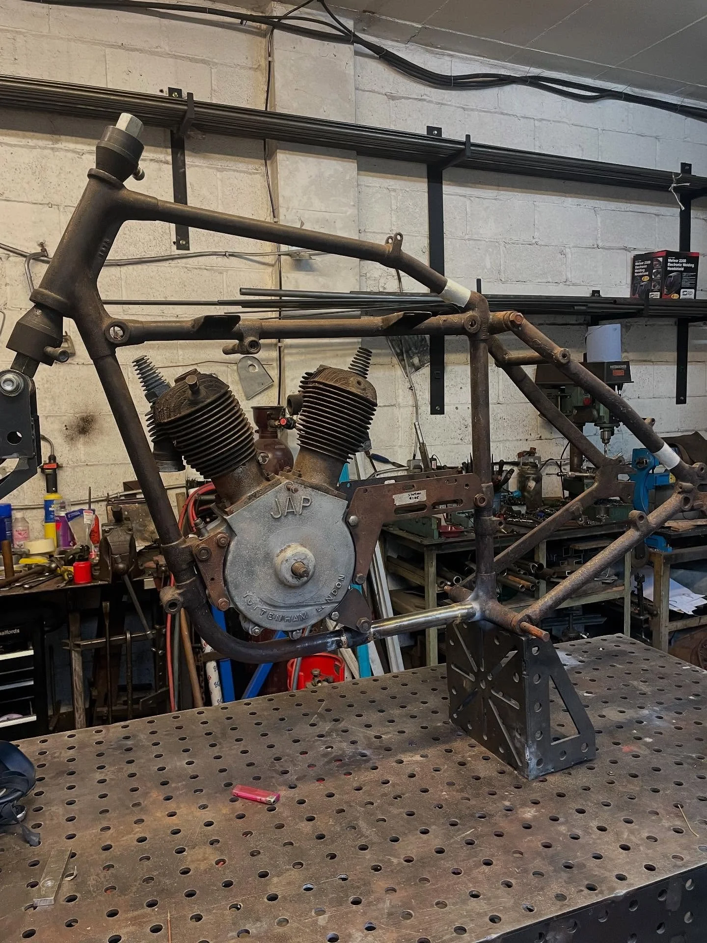 New Imperial model 8 frame in for some straightening and tube repair..
#jakerobbinsvintageengineering #framerepair #motorcyclerestoration #newimperial #hastings #motorcycle #vintage #brazing