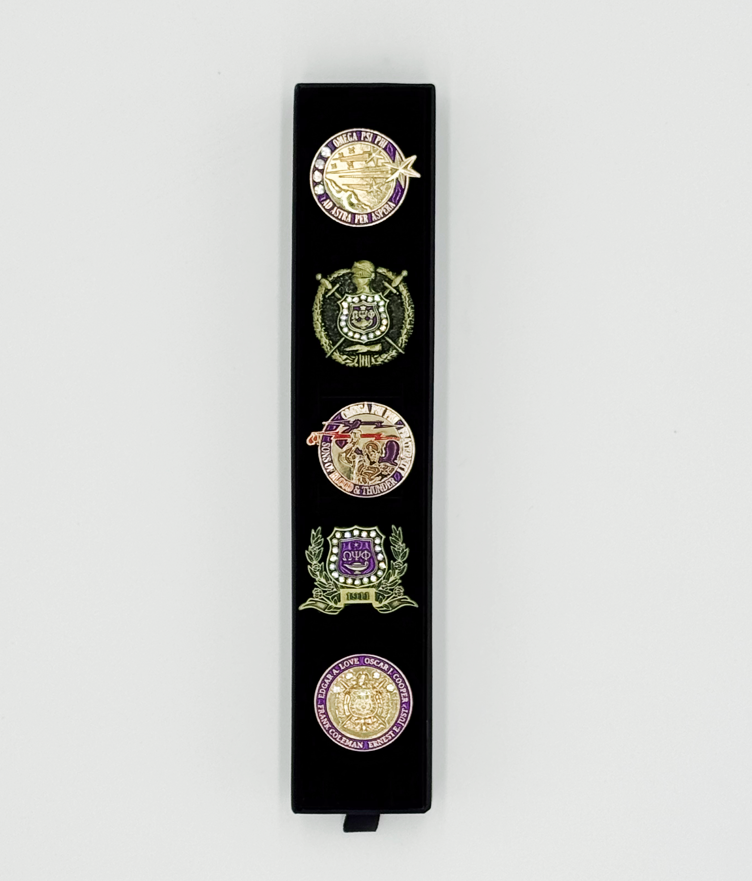 Lapel.png
